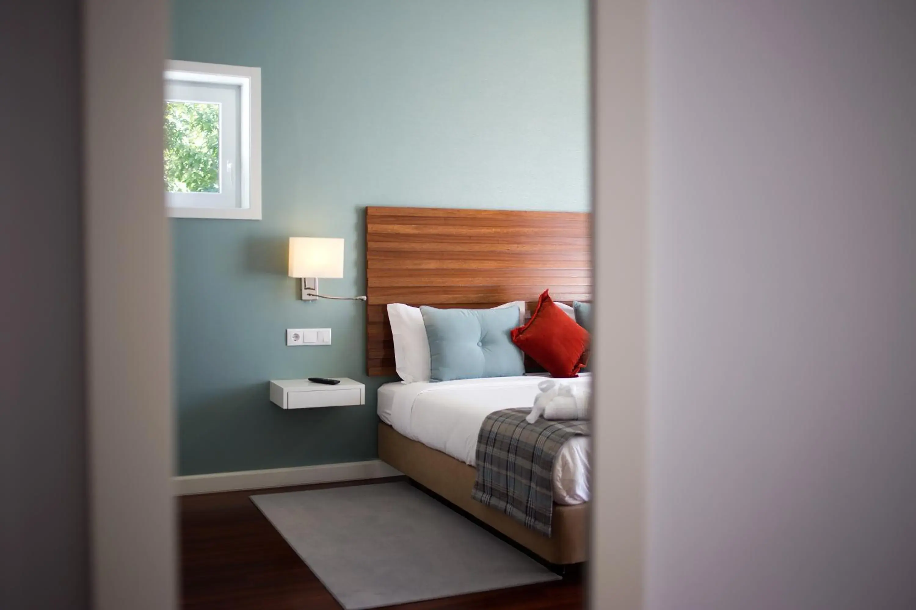 TV and multimedia, Bed in Hotel São Bento da Porta Aberta & Spa TV and multimedia, Bed in Hotel São Bento da Porta Aberta & Spa