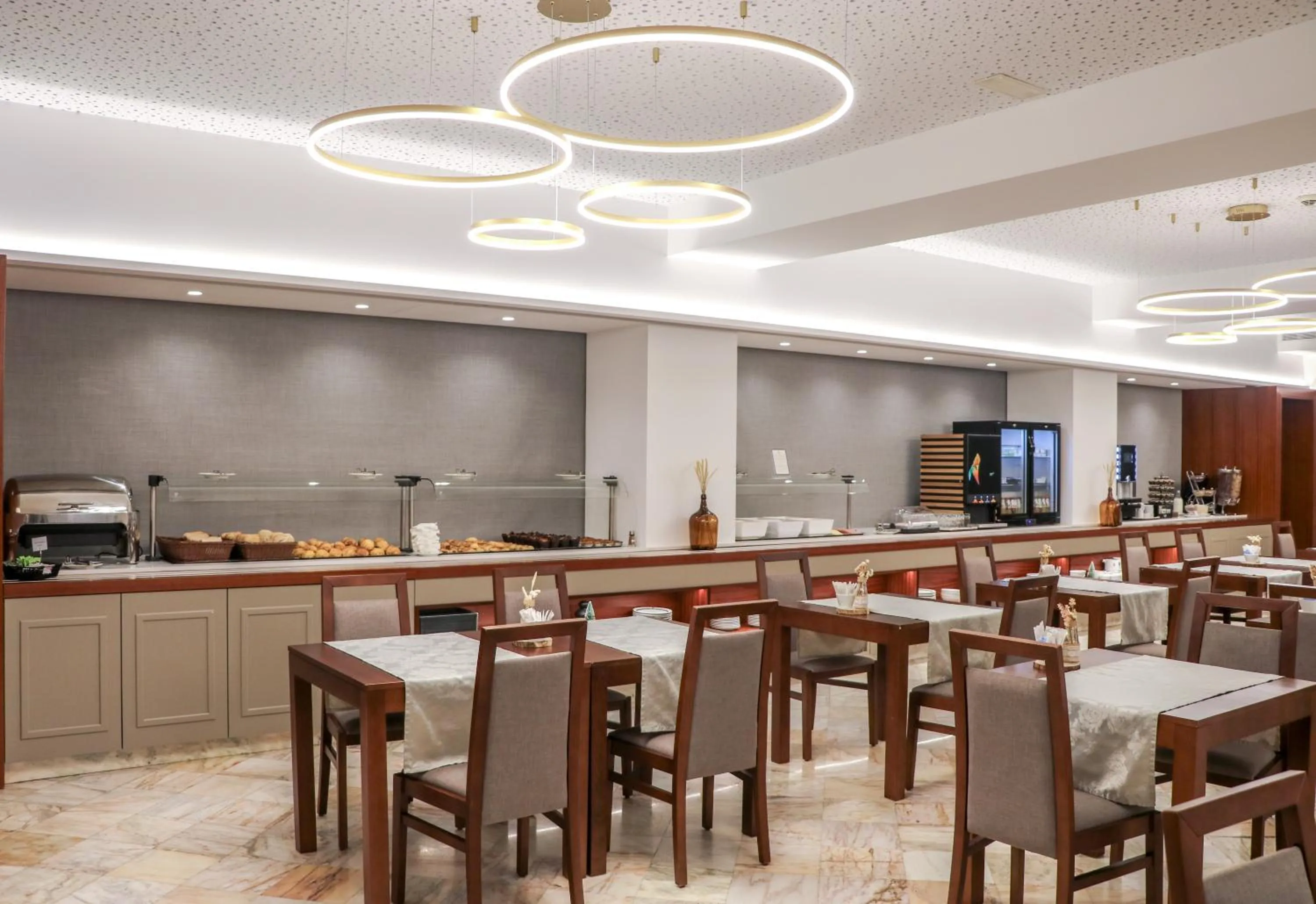 Breakfast in Hotel São Bento da Porta Aberta & Spa