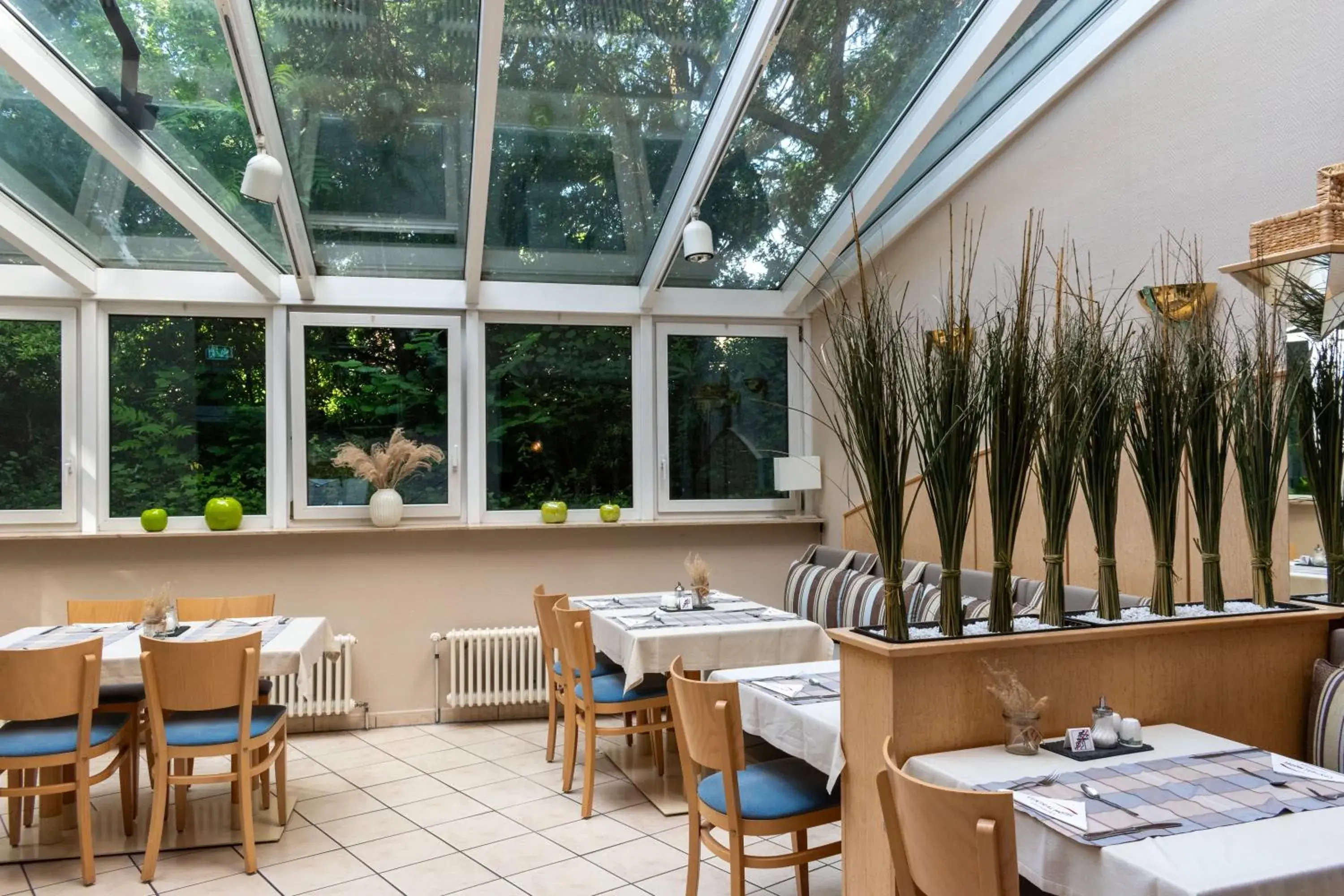 Buffet breakfast in Central Hotel Eschborn Buffet breakfast in Central Hotel Eschborn