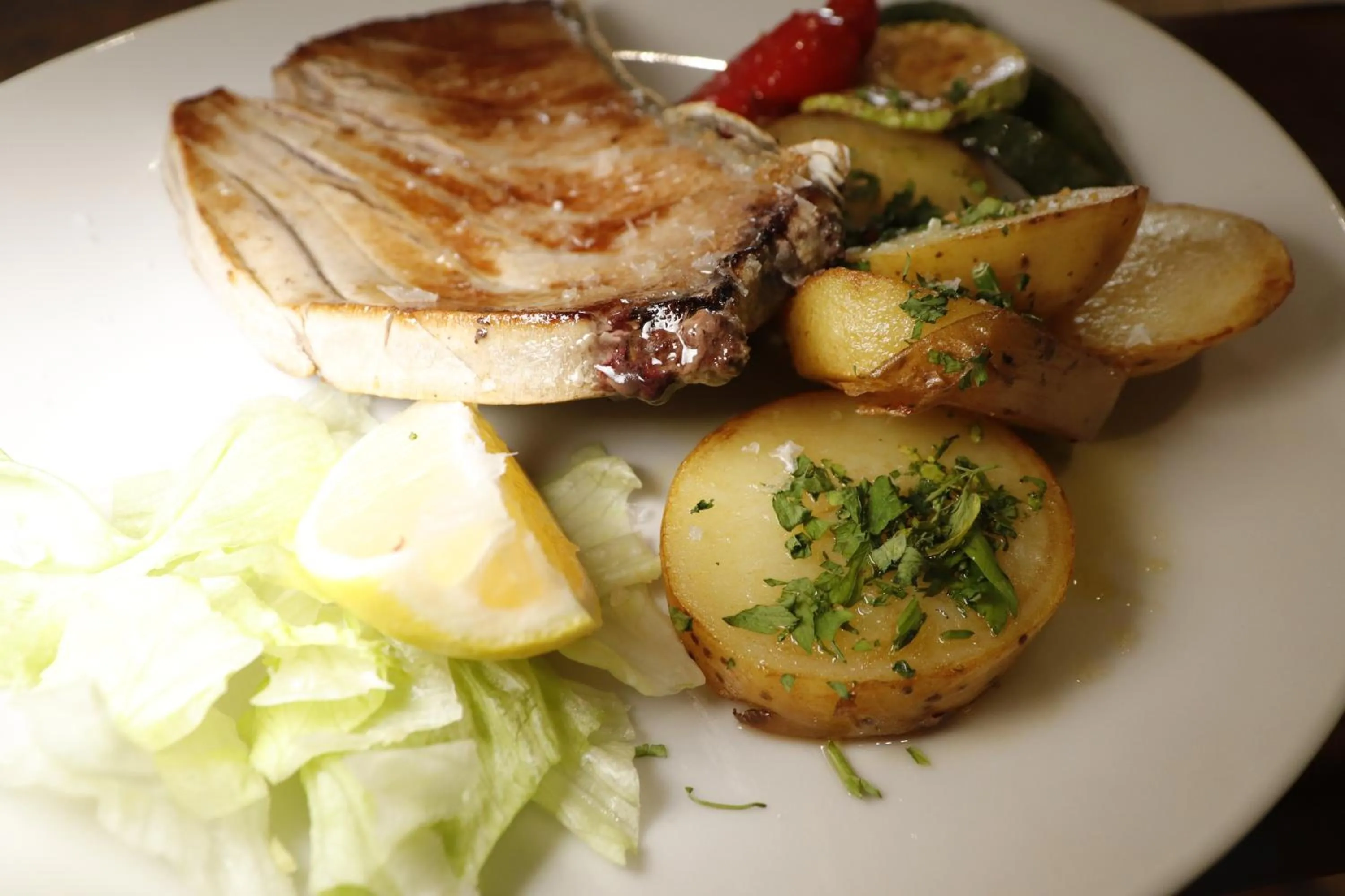 Food and drinks in Hostal Restaurante Benalup Golf