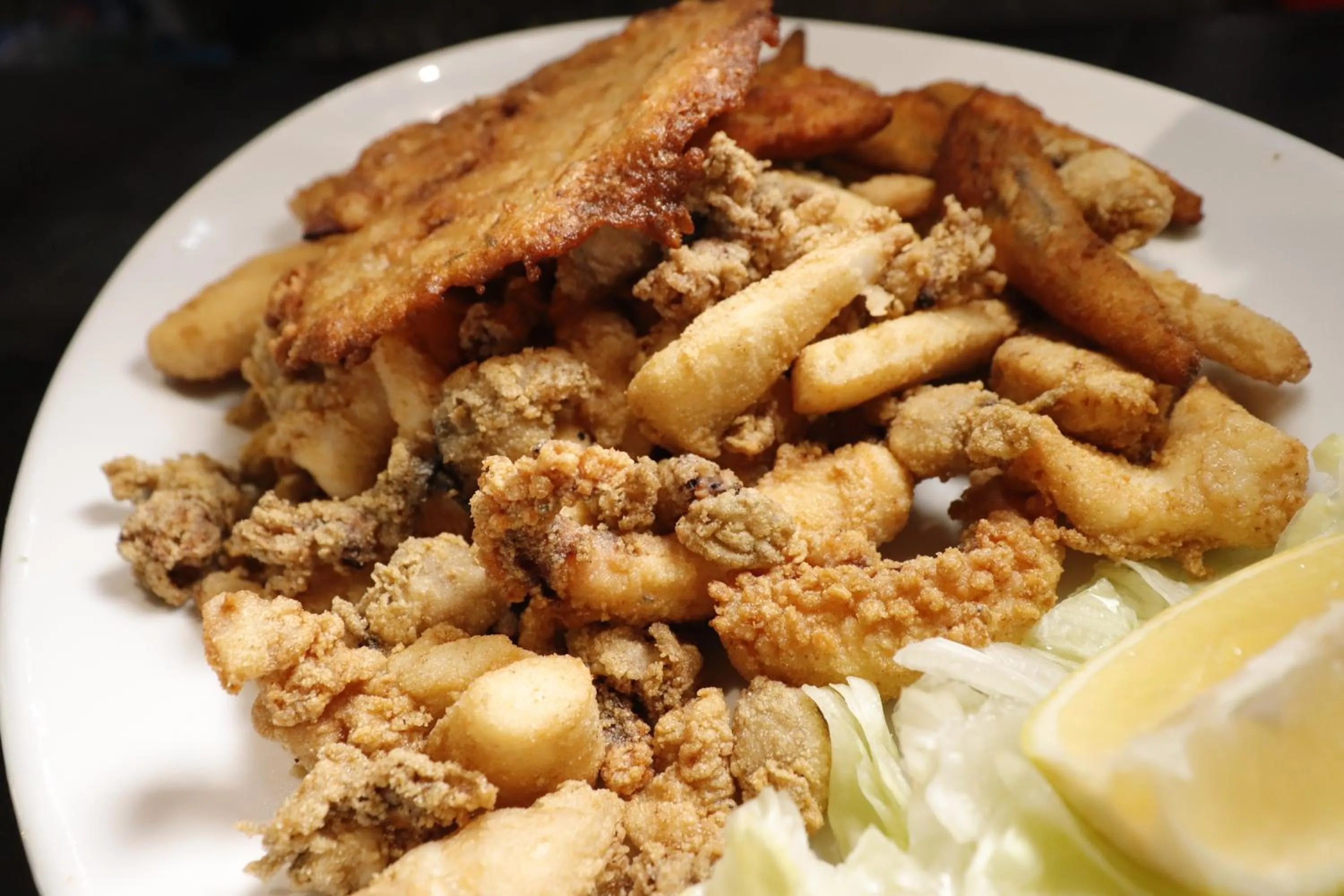 Food and drinks in Hostal Restaurante Benalup Golf