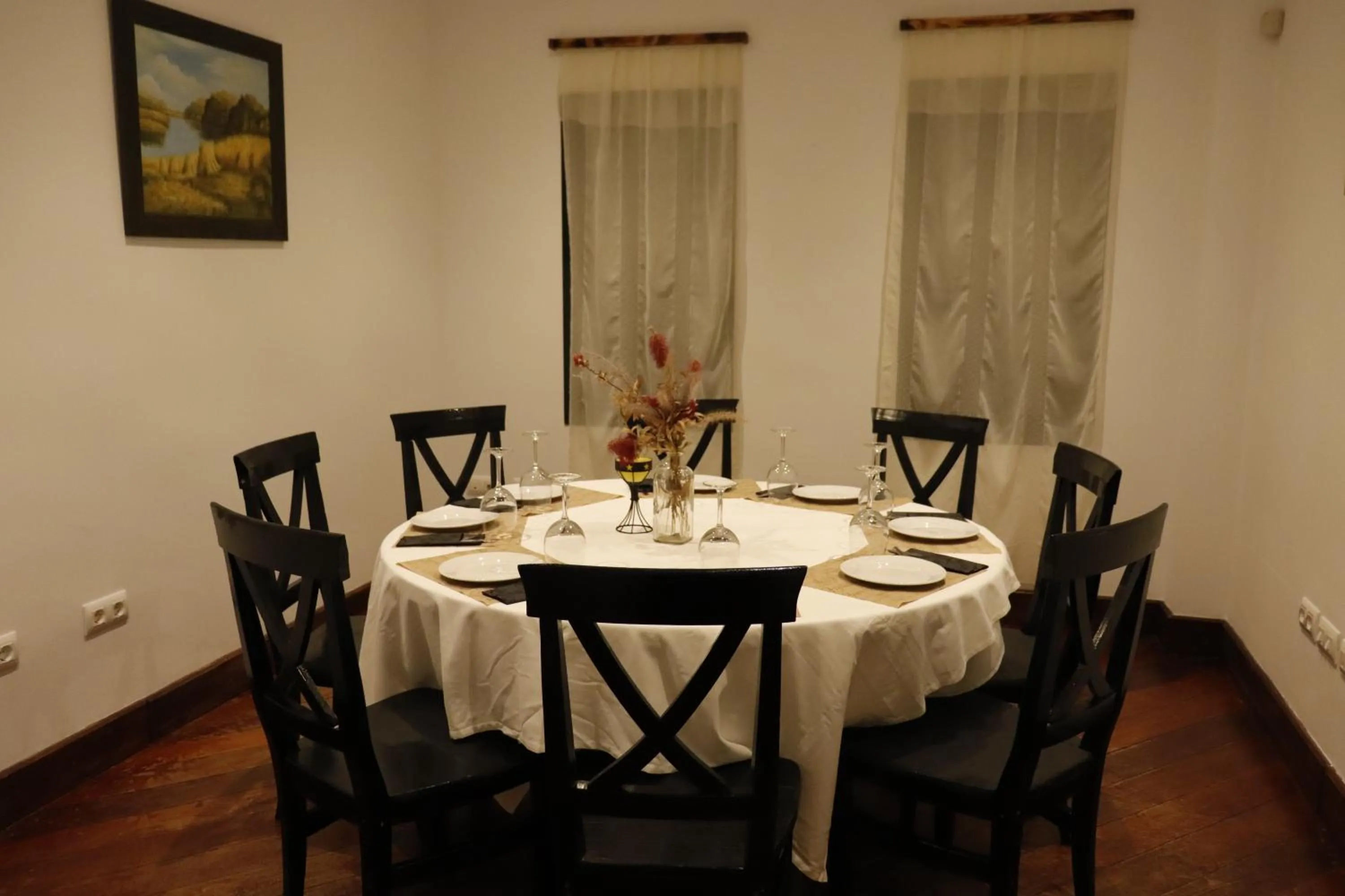 Restaurant/places to eat in Hostal Restaurante Benalup Golf