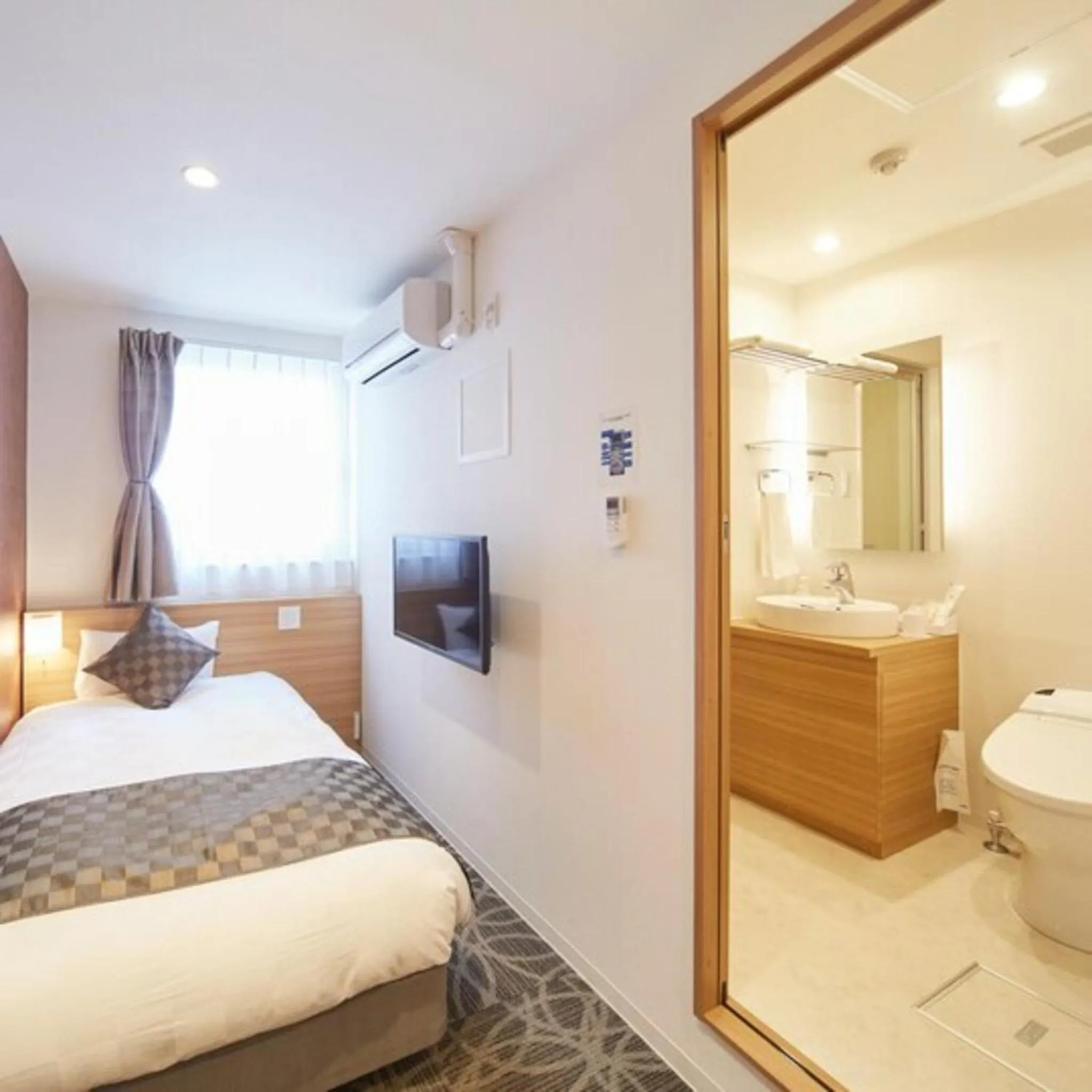 Bed in Sakura Garden Hotel - Vacation STAY 79004
