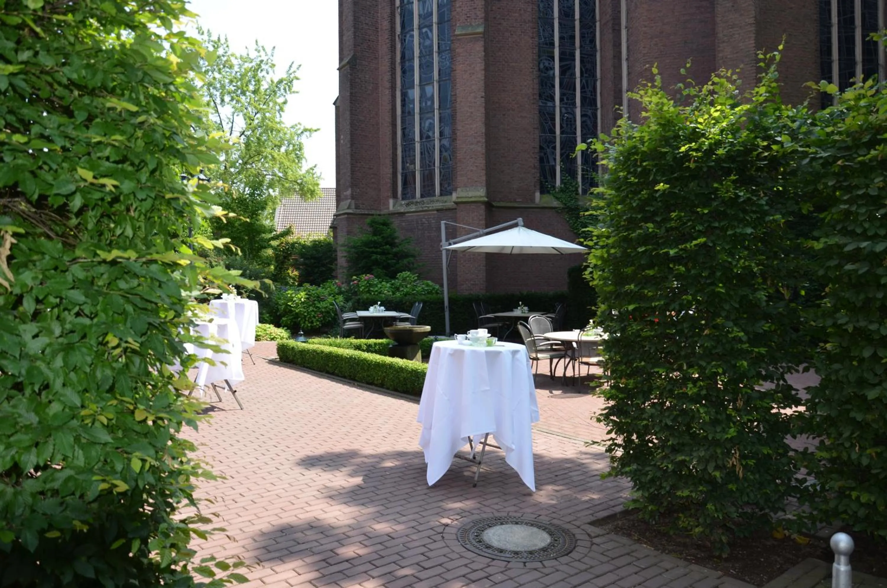 Patio in Hotel Josten