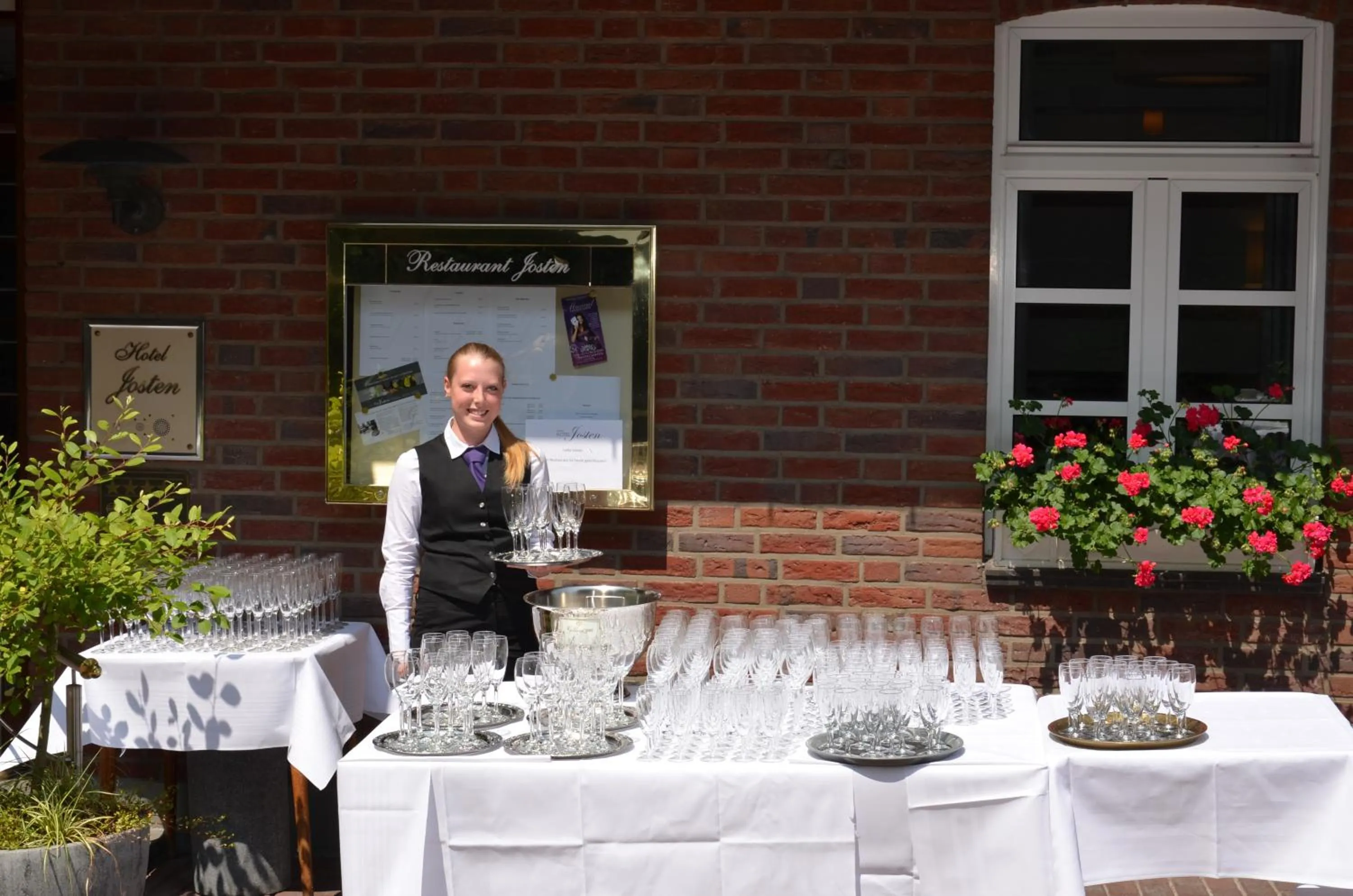 Staff in Hotel Josten