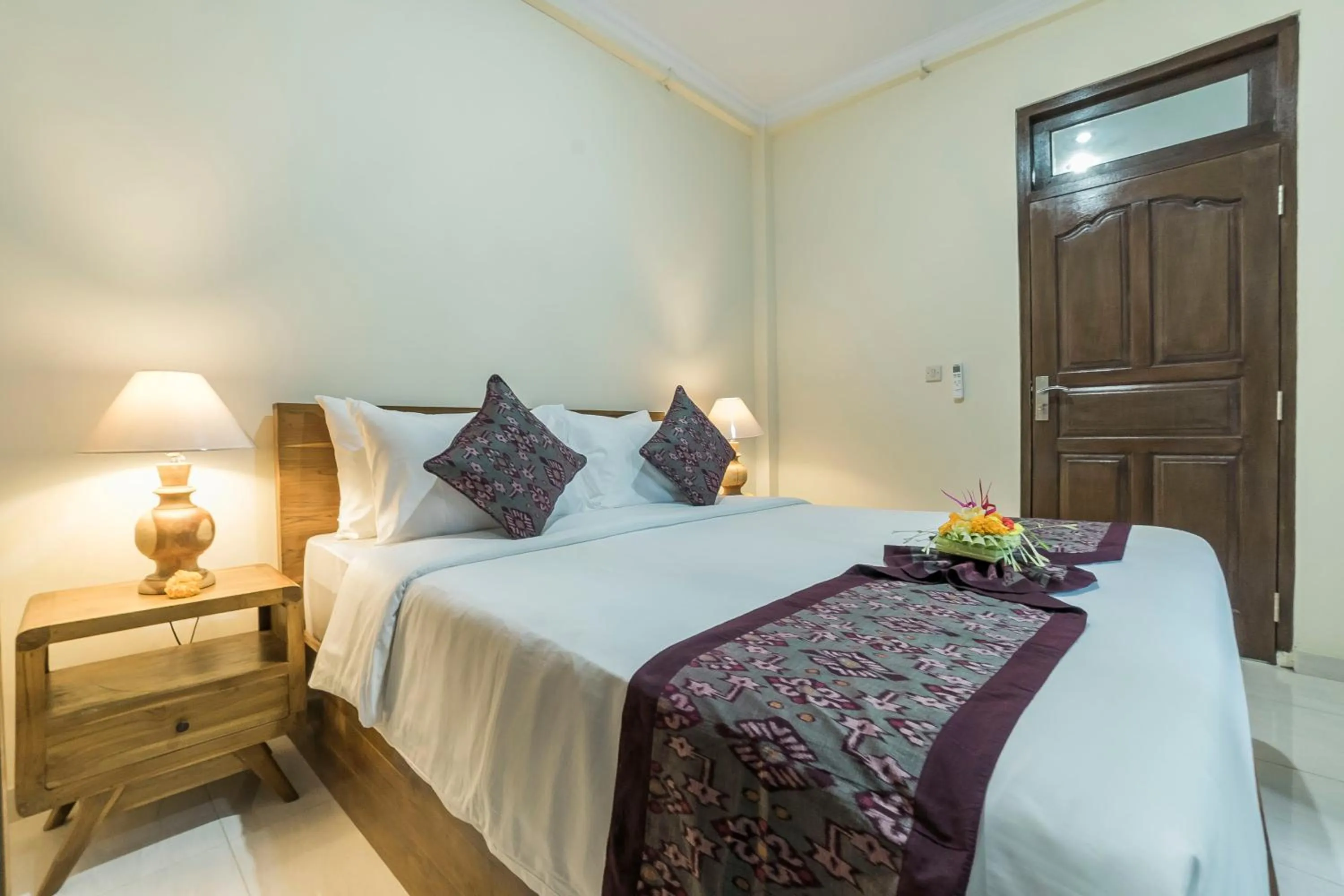 Bed in Vaneka Garden House