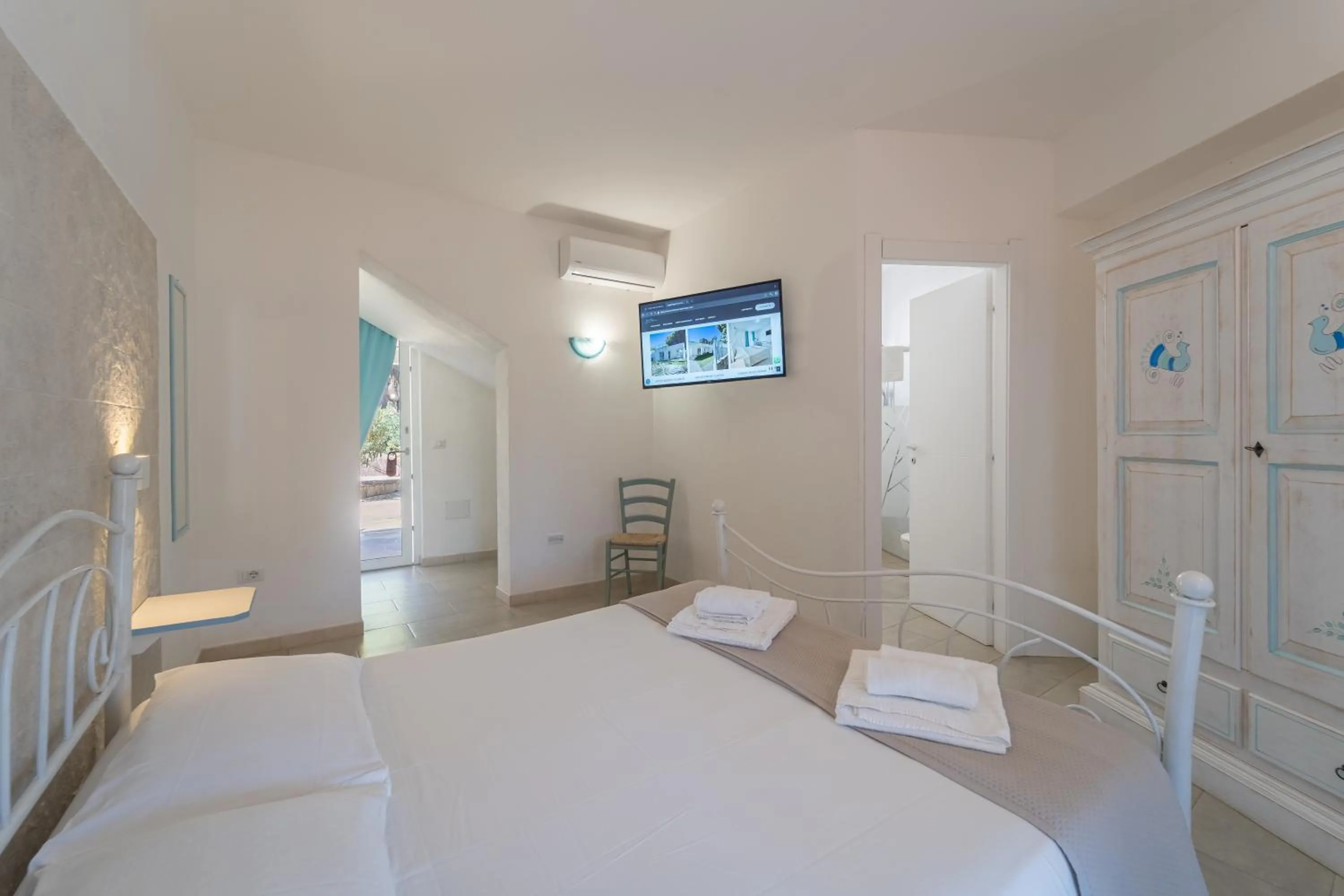 Double Room with Private Bathroom in Angolo Mare Apartments & Rooms