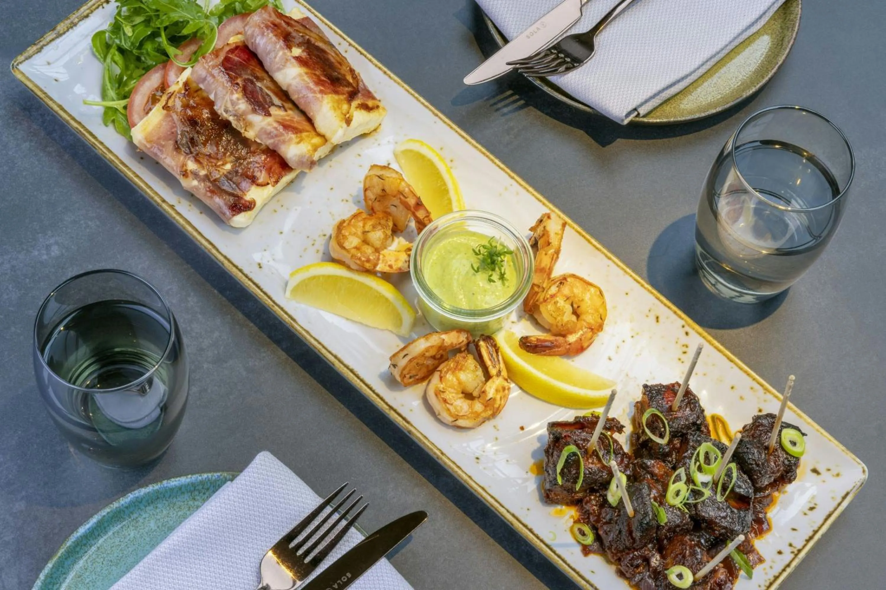 Restaurant/places to eat in Le Méridien Frankfurt