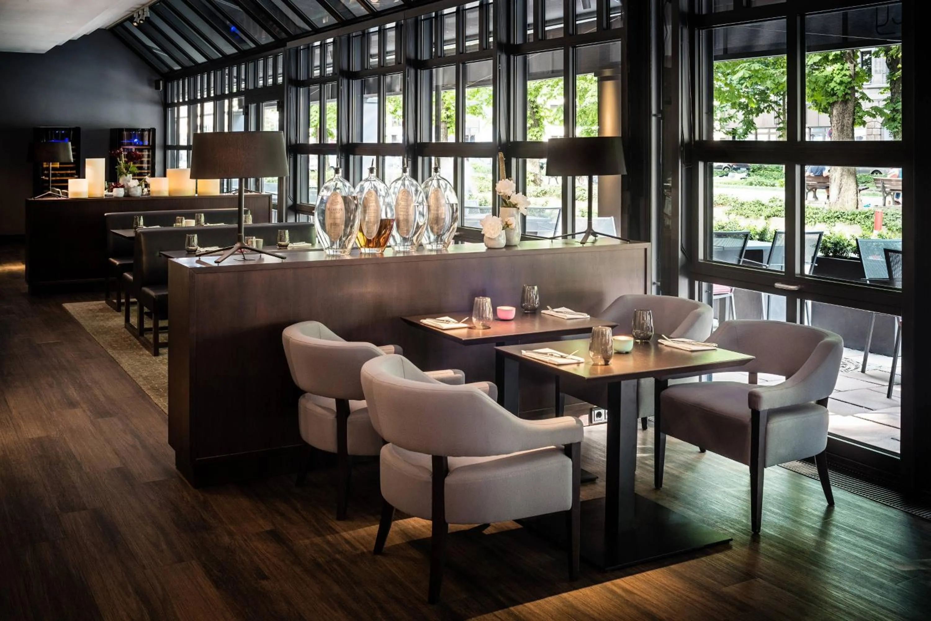 Lounge or bar in Le Méridien Frankfurt