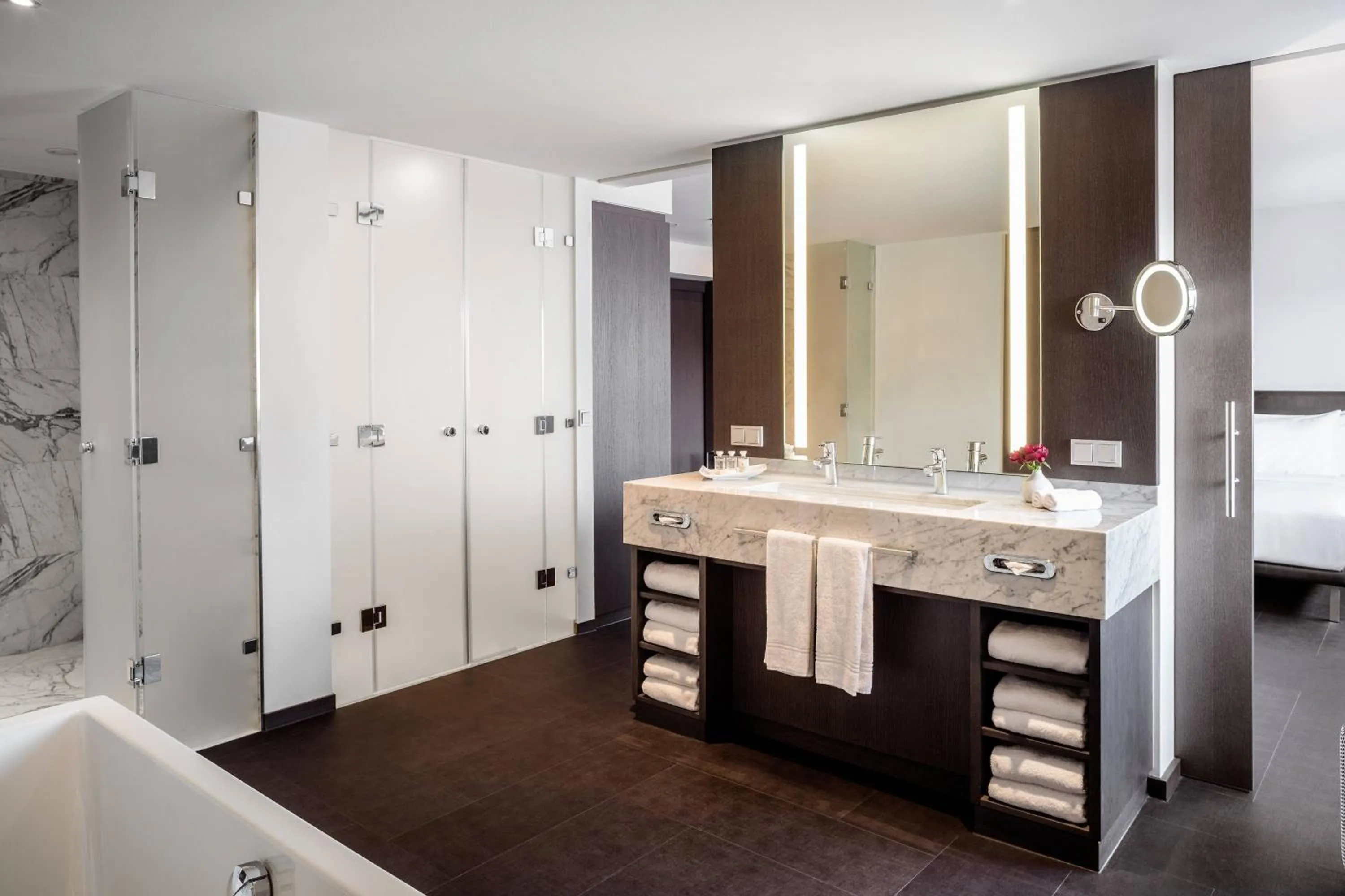 Photo of the whole room in Le Méridien Frankfurt