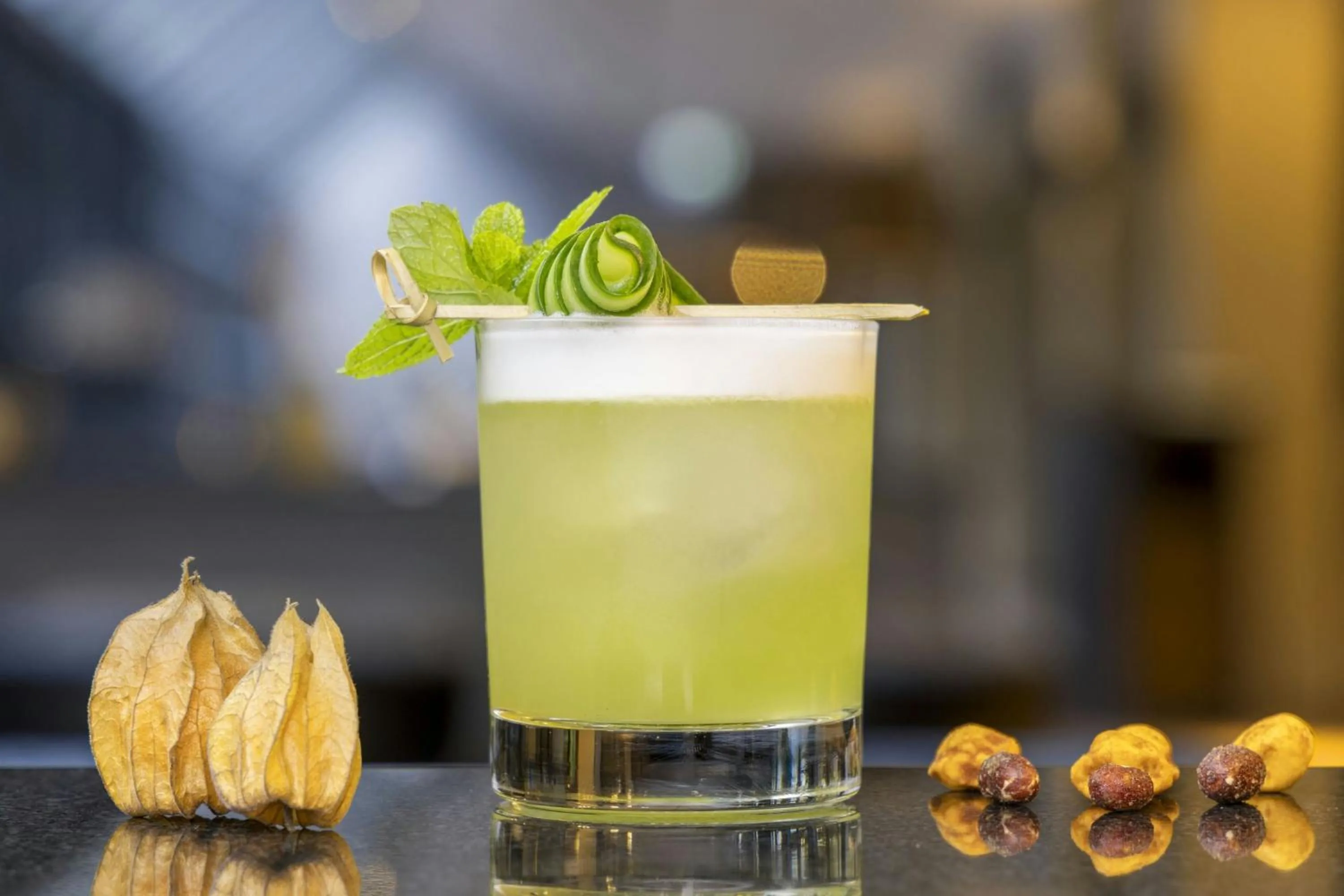 Lounge or bar in Le Méridien Frankfurt