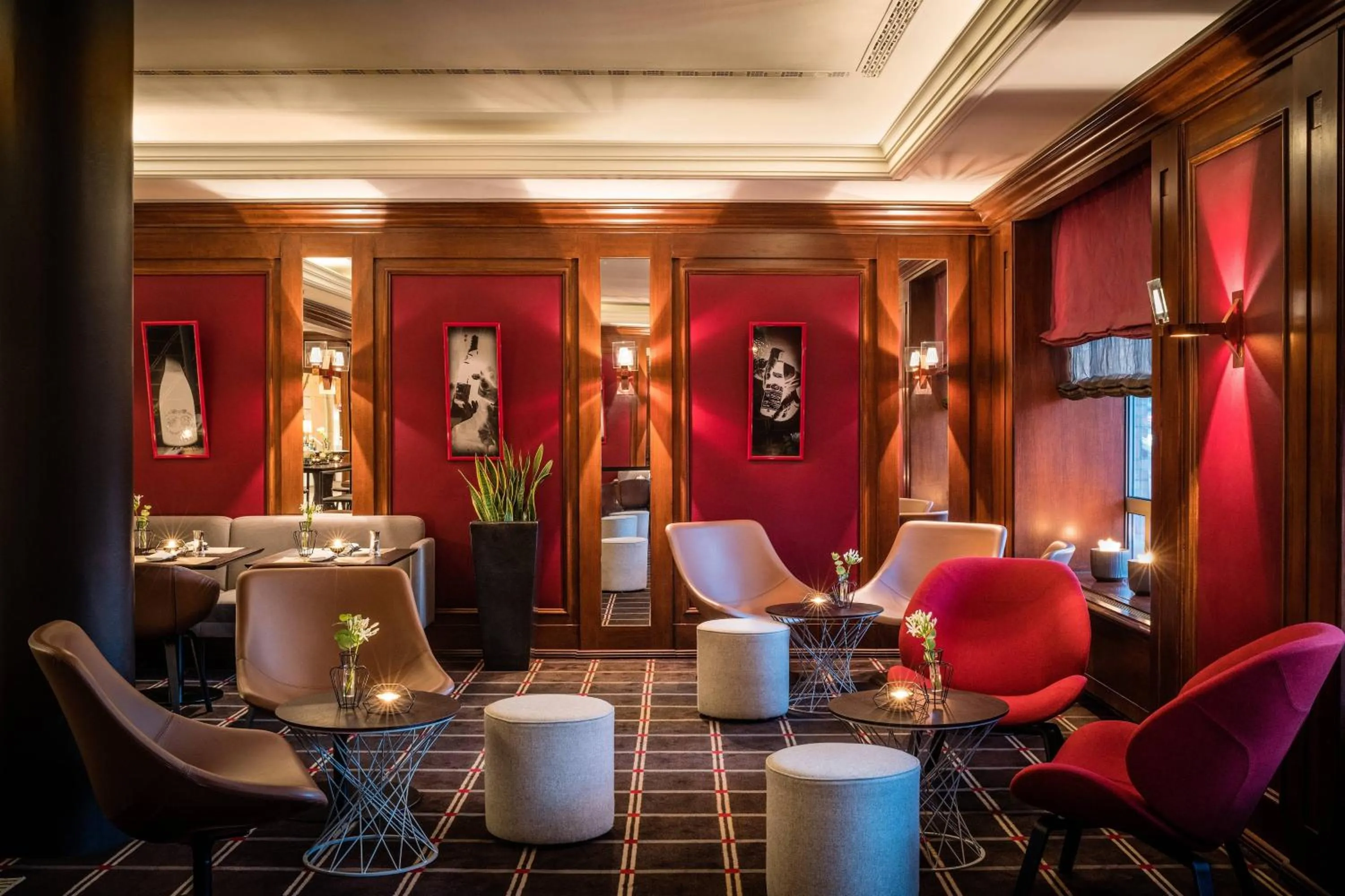 Lounge or bar in Le Méridien Stuttgart