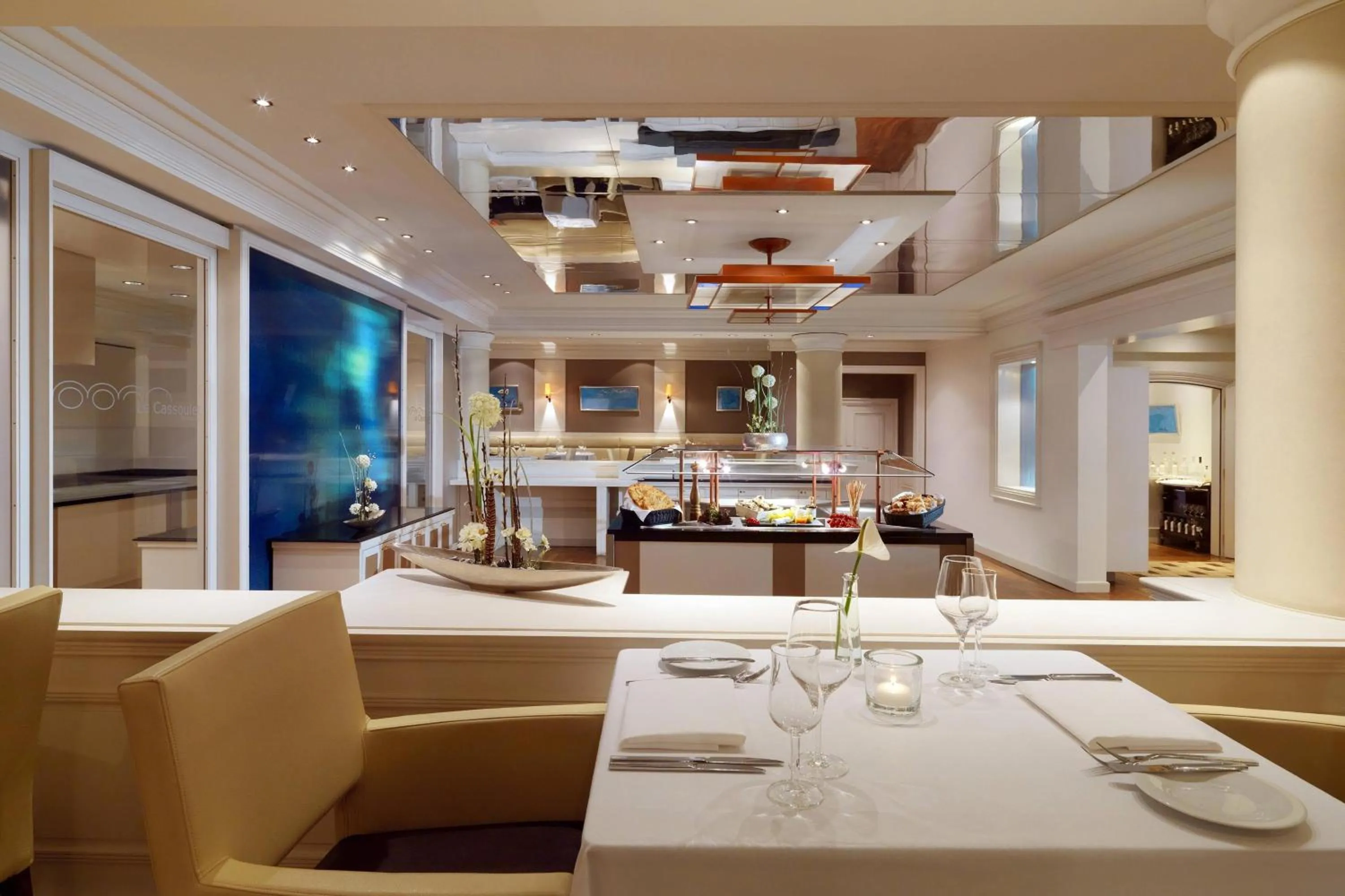 Restaurant/places to eat in Le Méridien Stuttgart