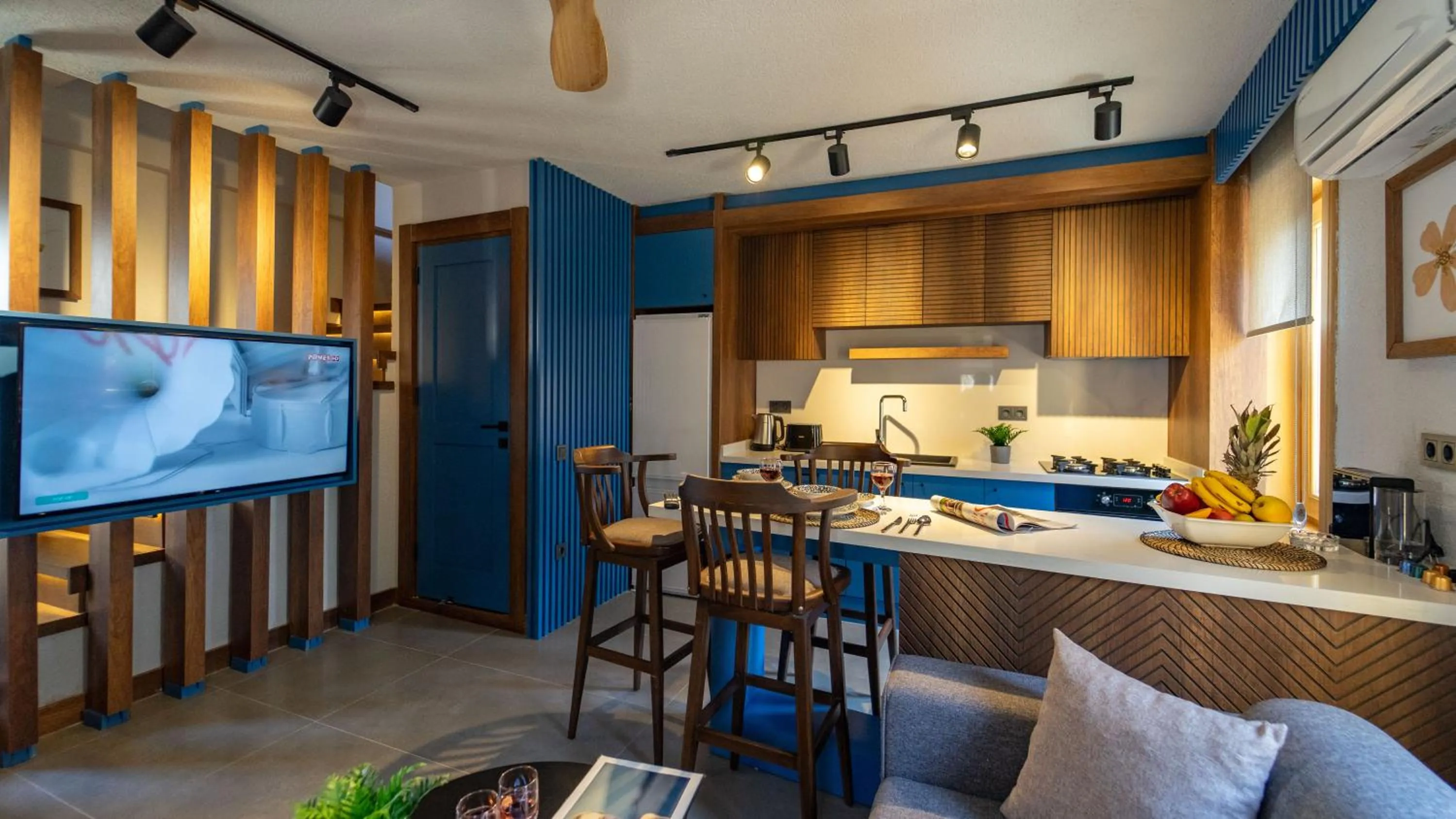 Kitchen or kitchenette, Kitchen/Kitchenette in Pier House Hotel