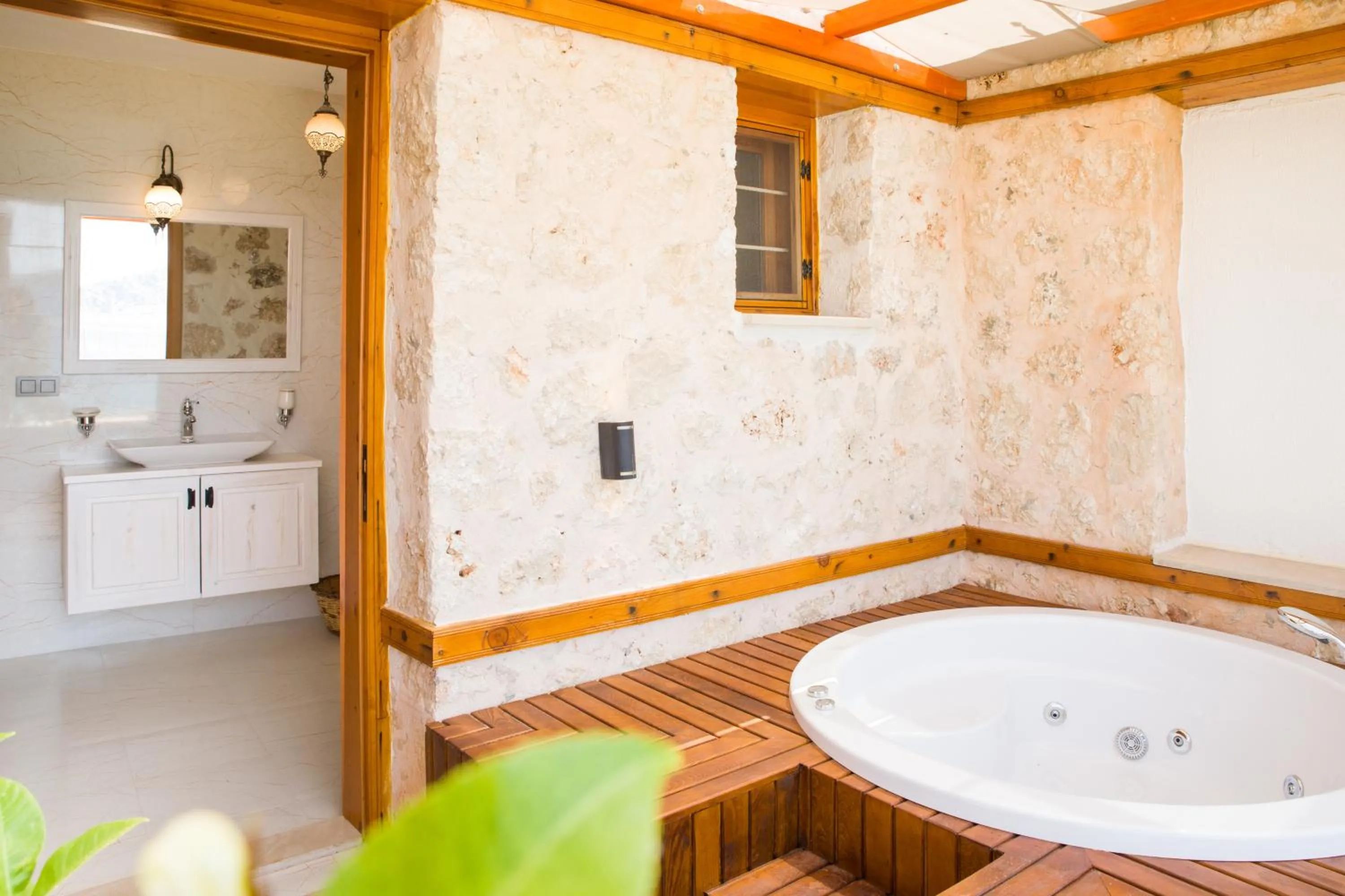 Bathroom in Pier House Hotel