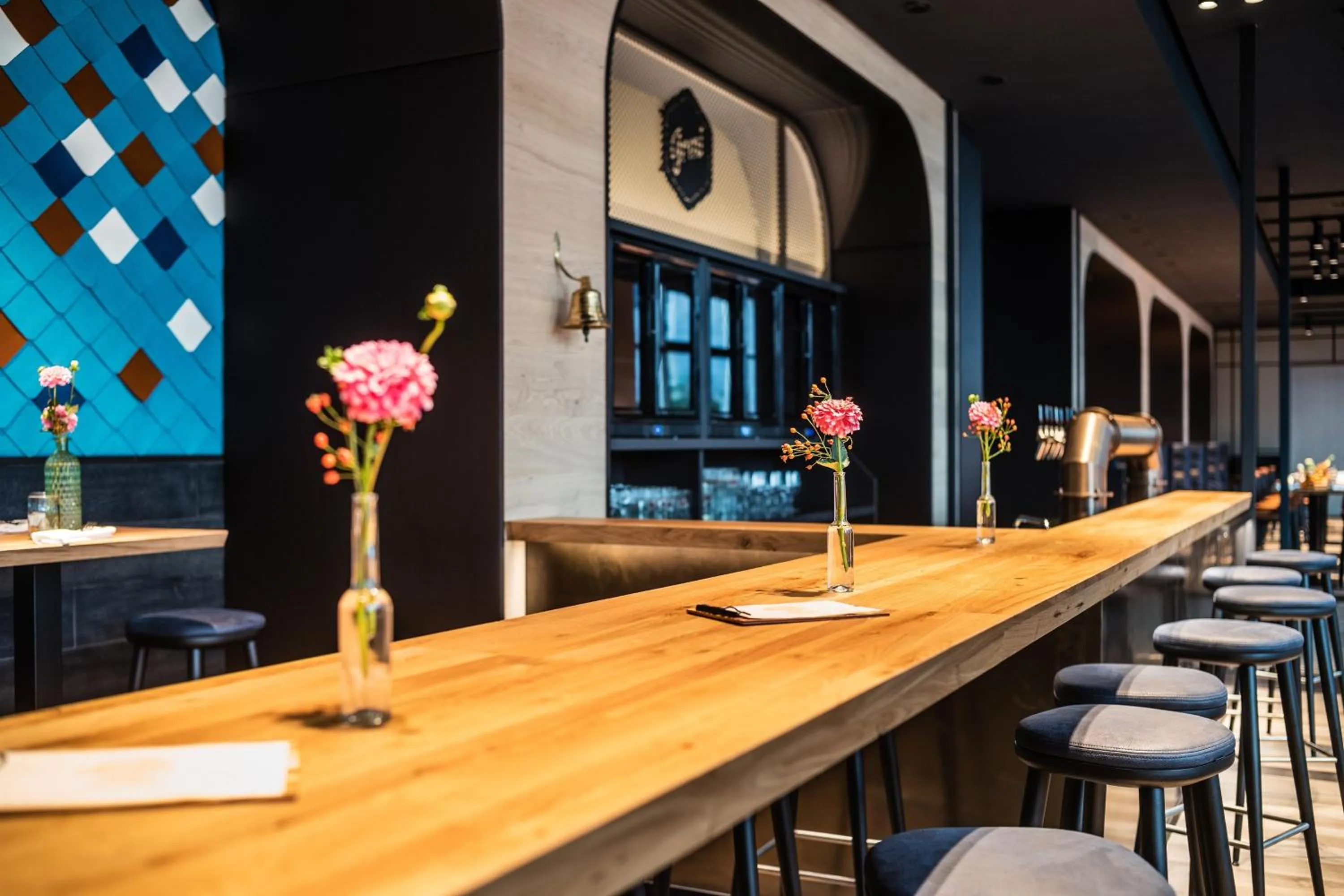 Restaurant/places to eat in Le Meridien Munich