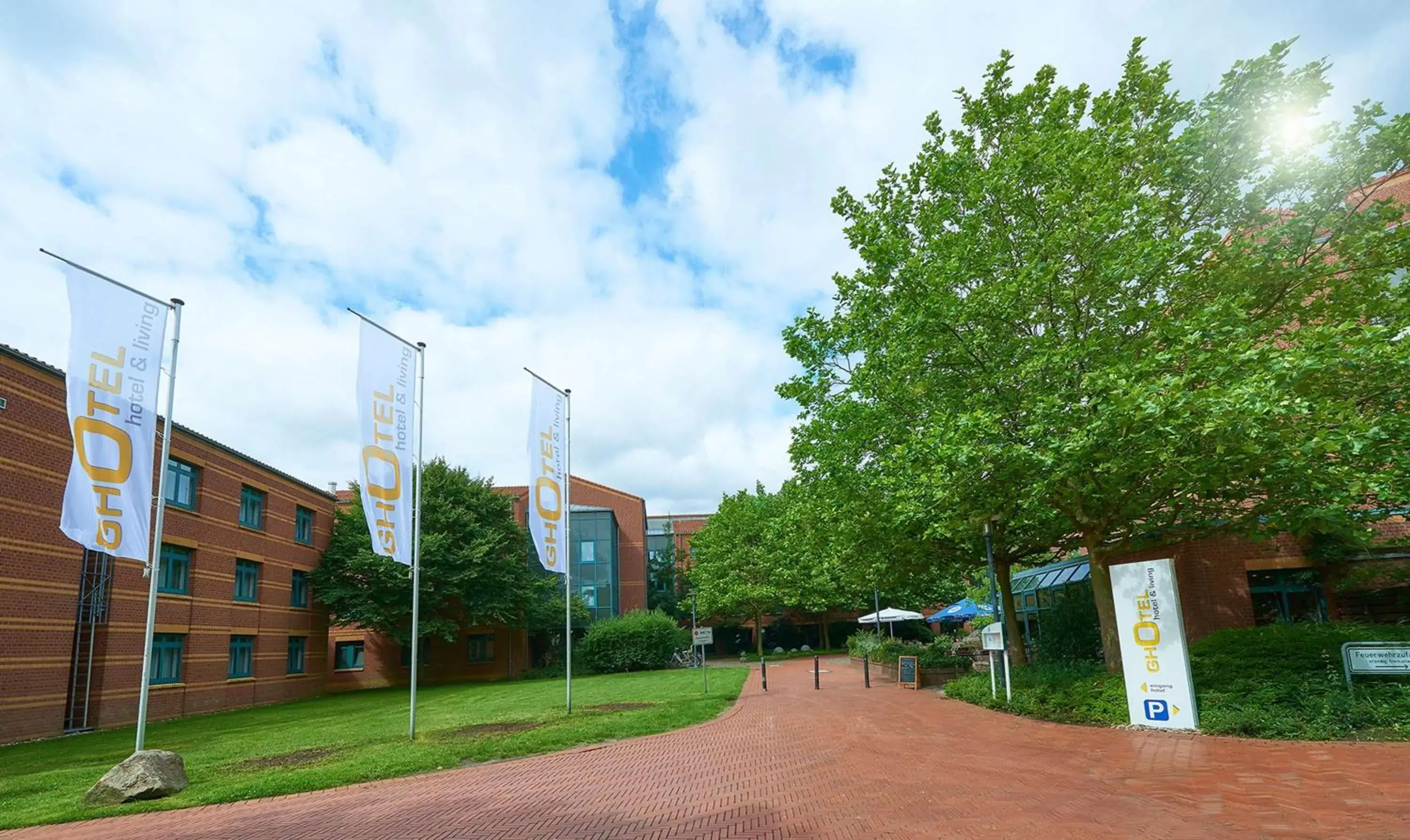 Property building in GHOTEL hotel & living Hannover Property building in GHOTEL hotel & living Hannover