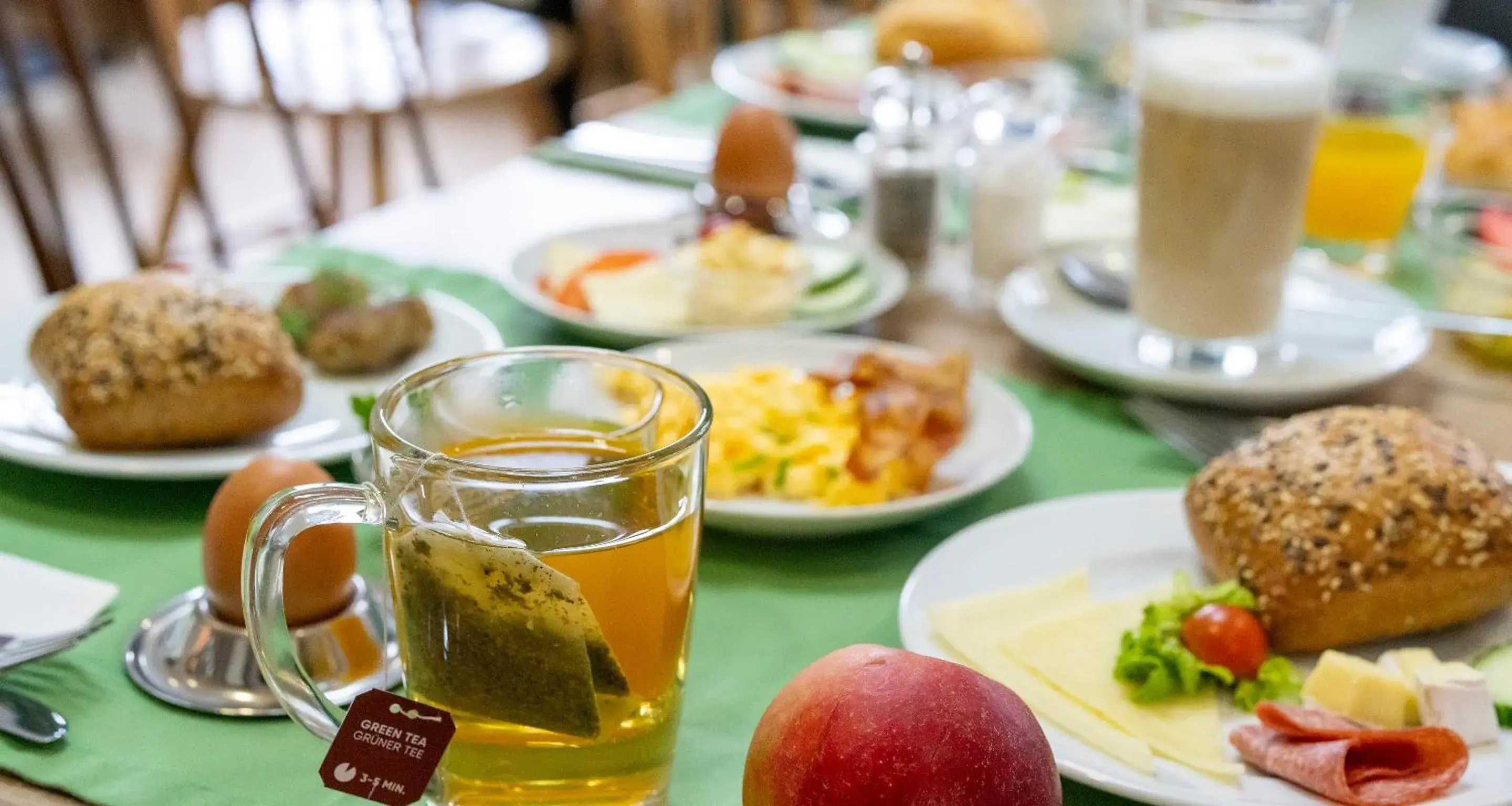 Breakfast in PLAZA INN Braunschweig City Süd Breakfast in PLAZA INN Braunschweig City Süd
