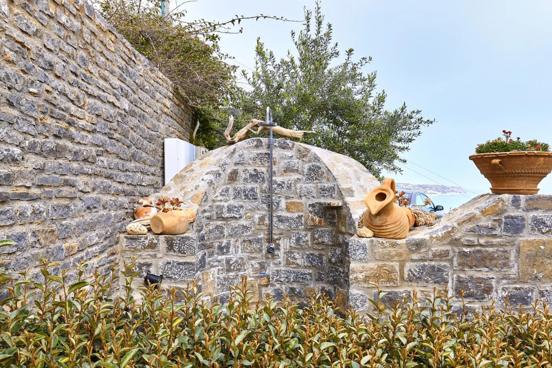 Garden view in Breathtaking sea view flat in south Crete