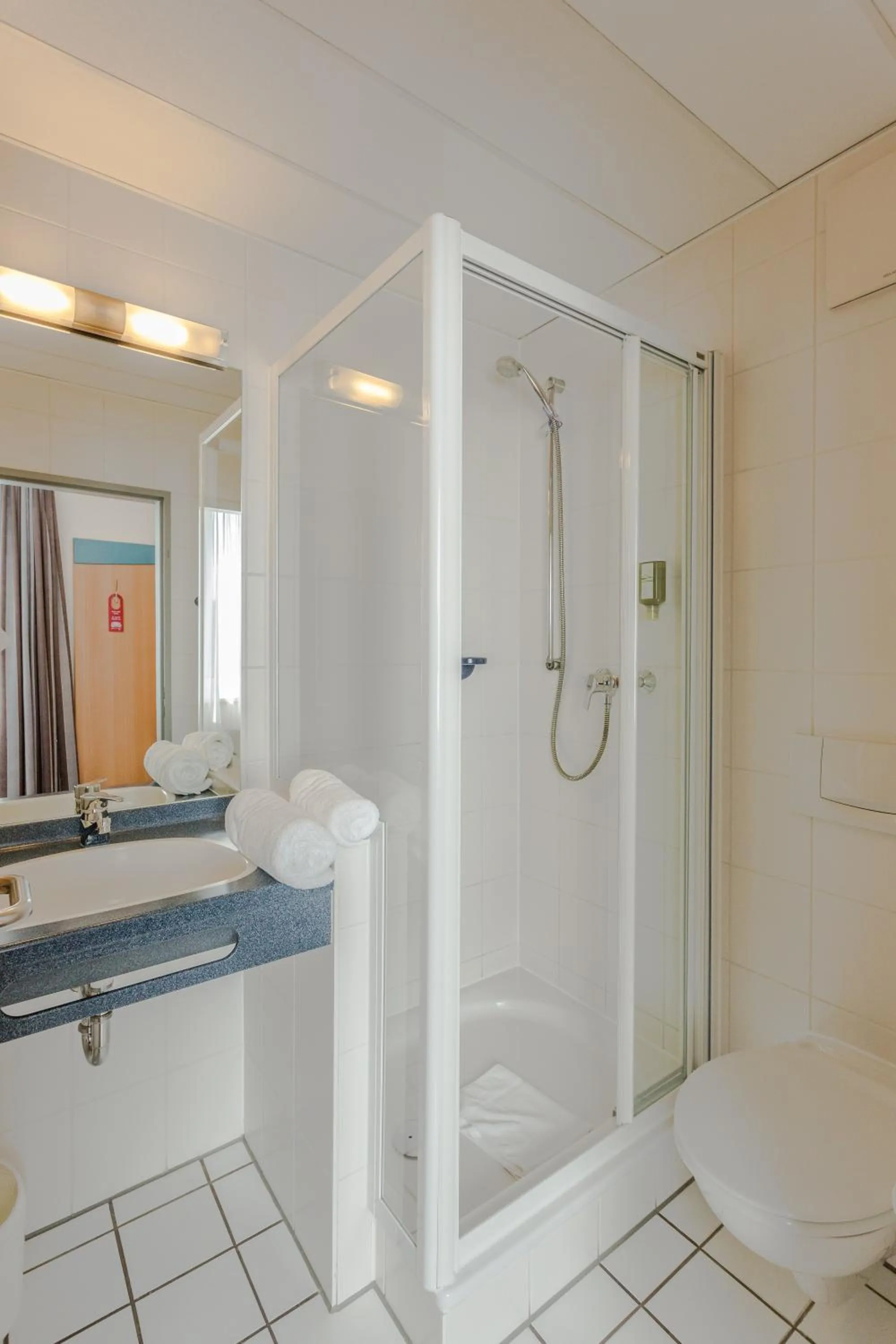 Bathroom in Brackweder Hof