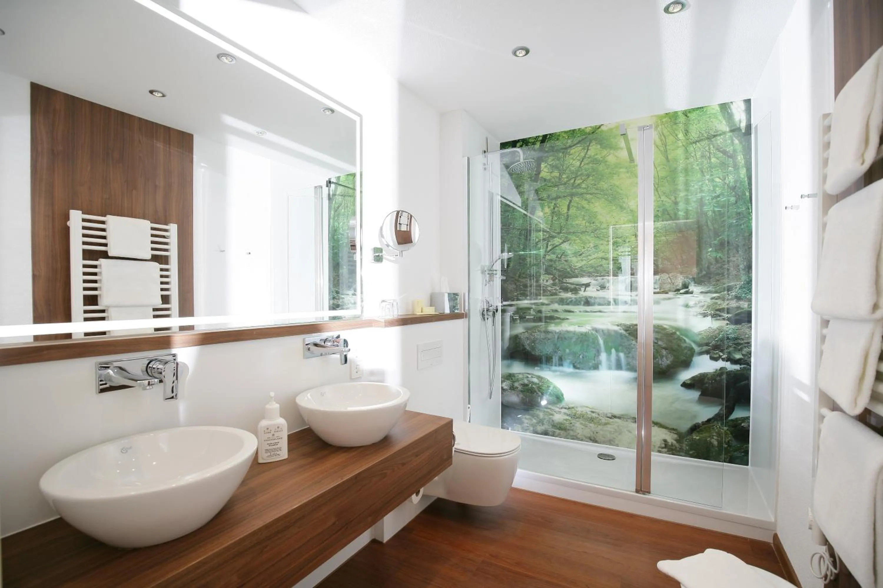 Photo of the whole room in Badhotel Restaurant Stauferland