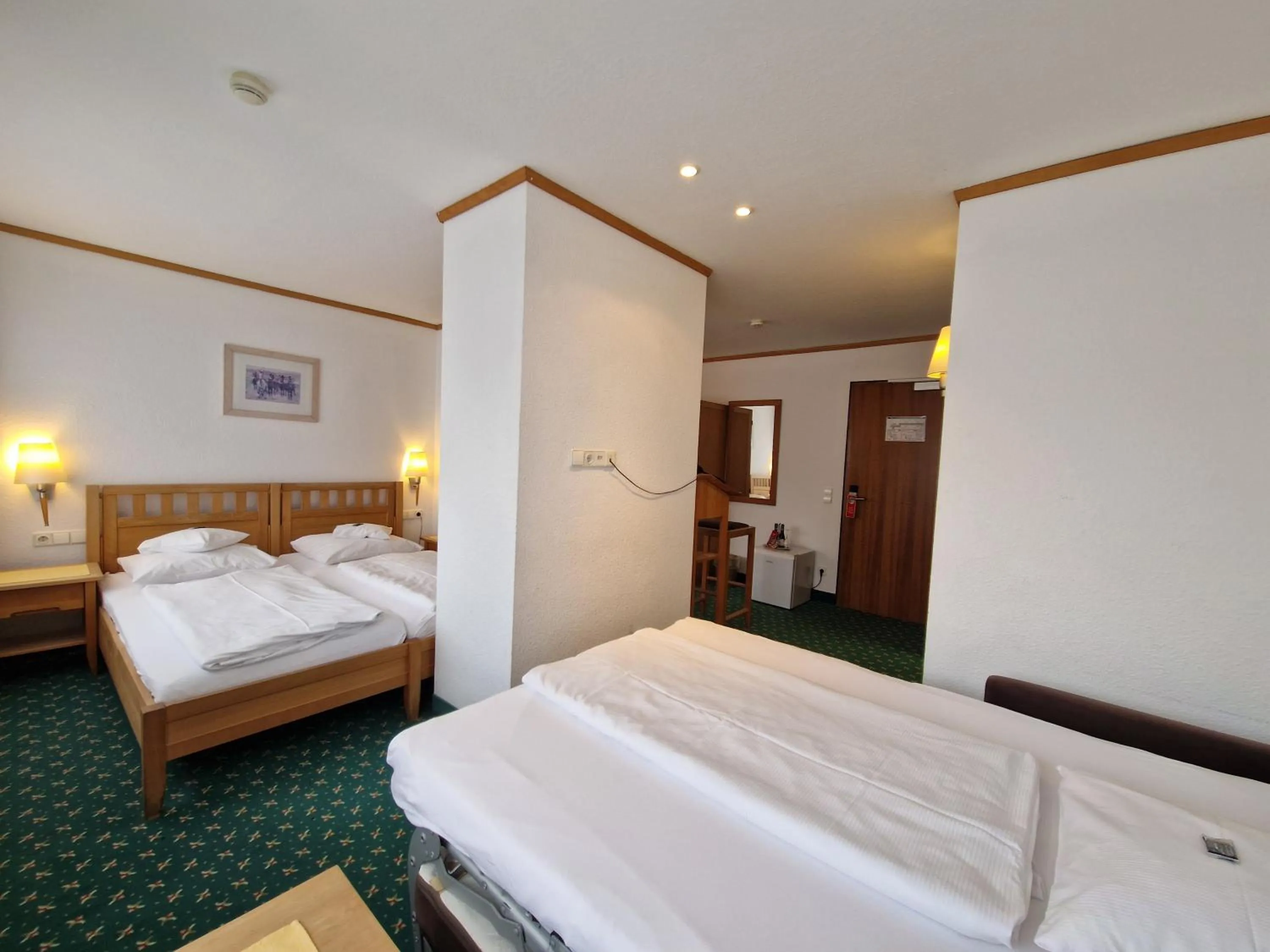 Bed in Badhotel Restaurant Stauferland