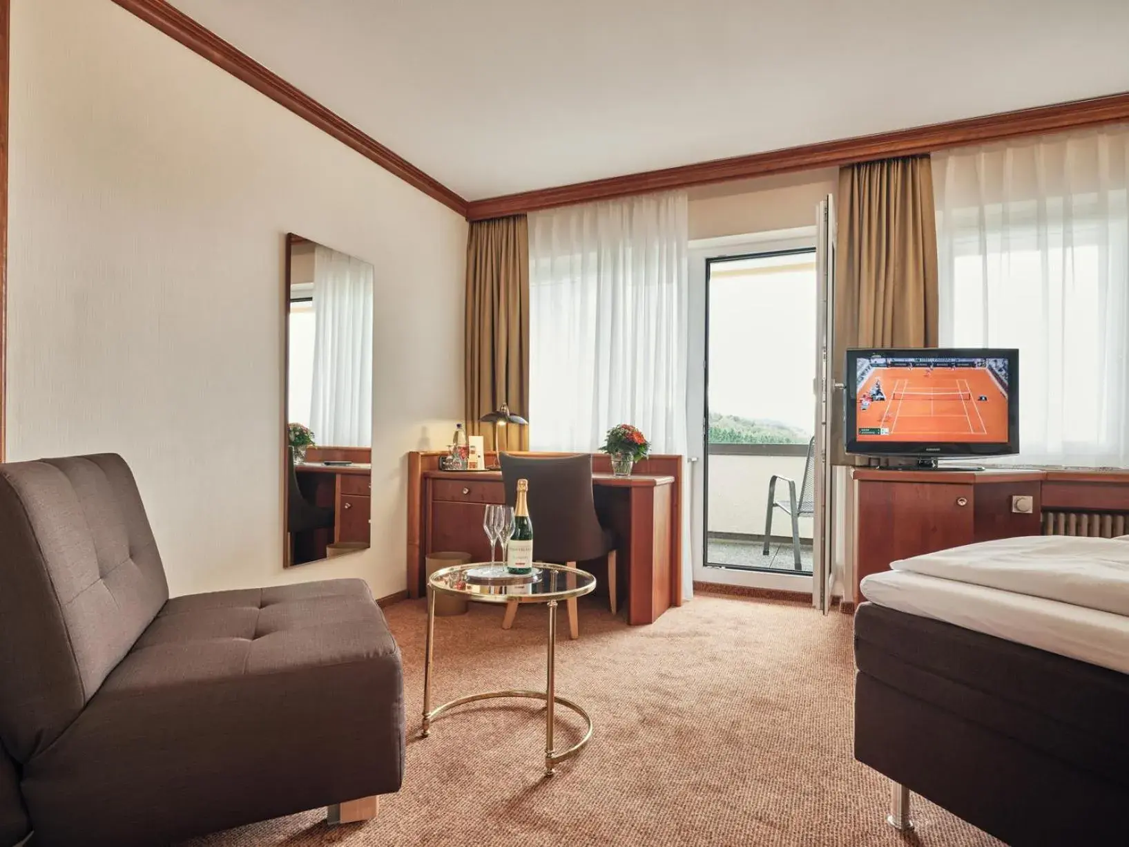 Superior Single Room in Badhotel Restaurant Stauferland Superior Single Room in Badhotel Restaurant Stauferland