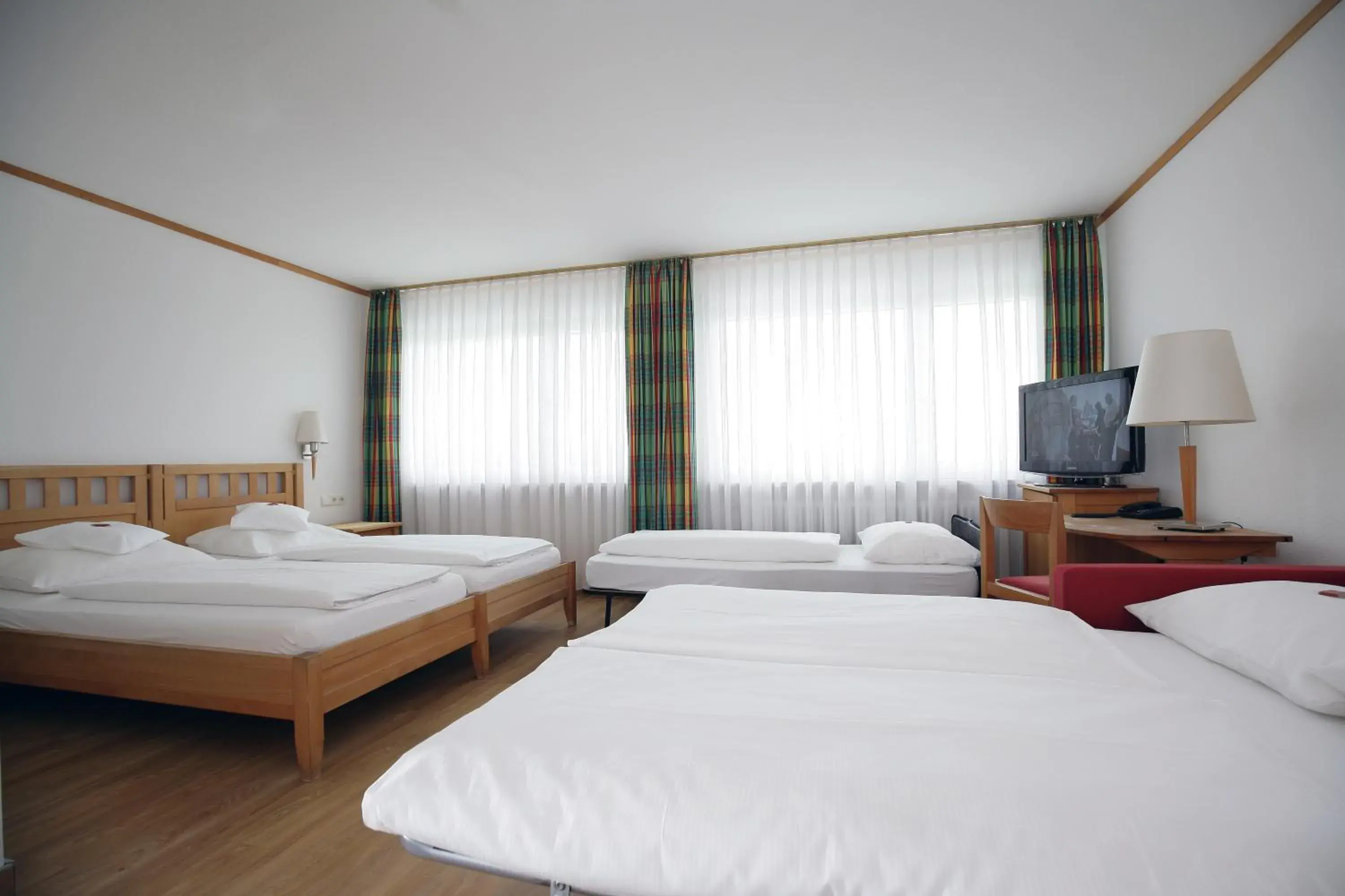 Family Room (5 Adults) in Badhotel Restaurant Stauferland Family Room (5 Adults) in Badhotel Restaurant Stauferland