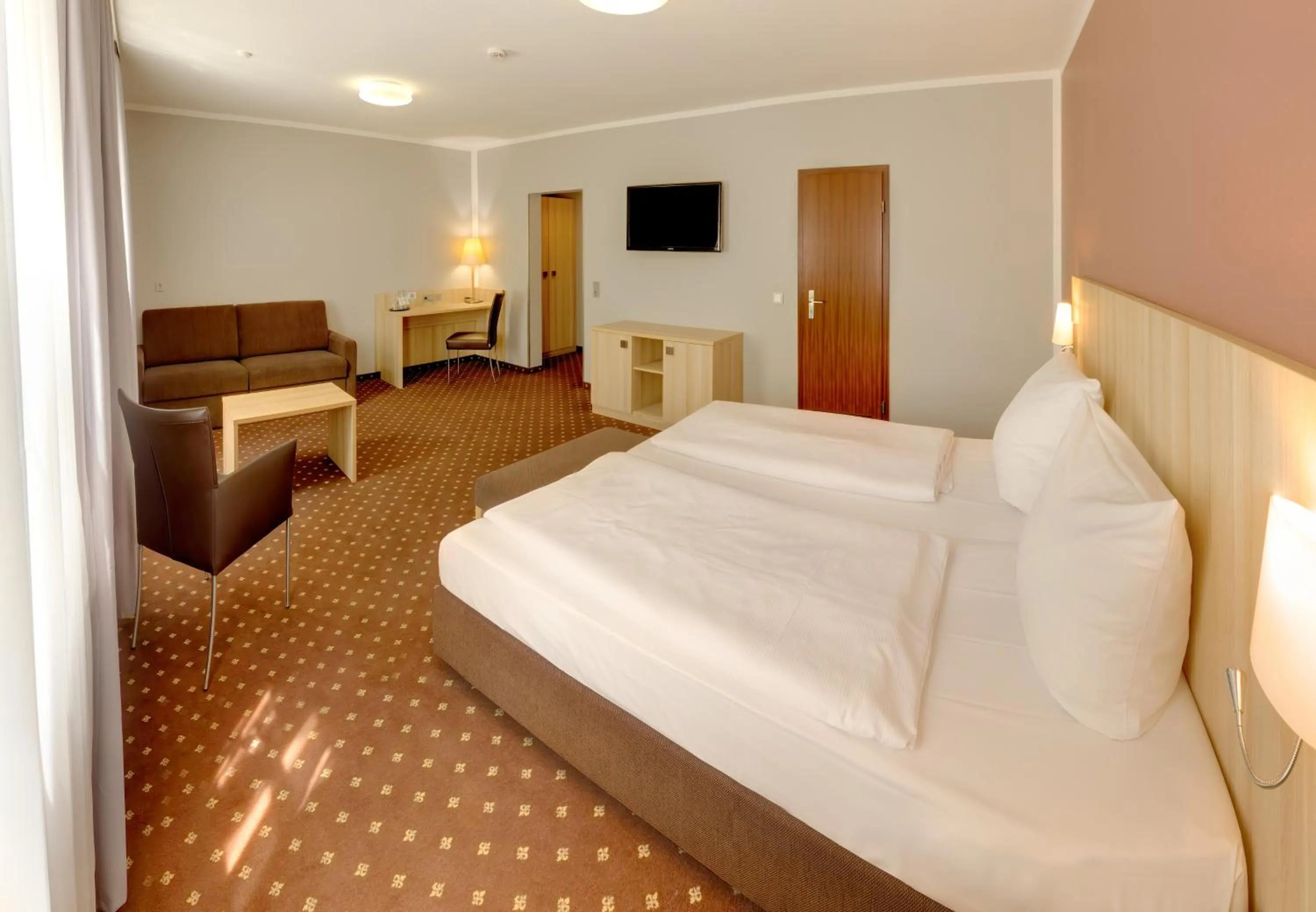 Bed in attimo Hotel Stuttgart***S