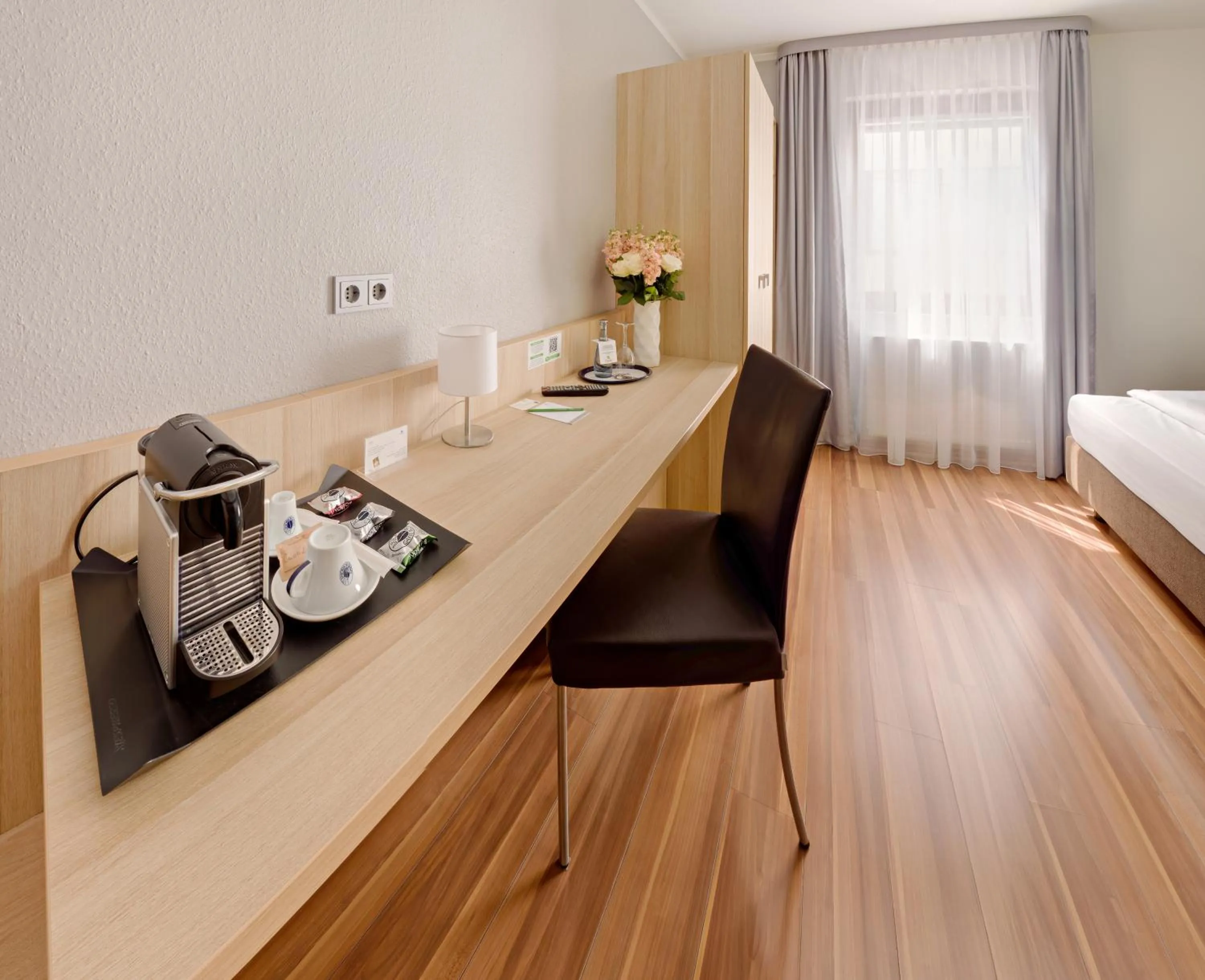 Bed in attimo Hotel Stuttgart***S