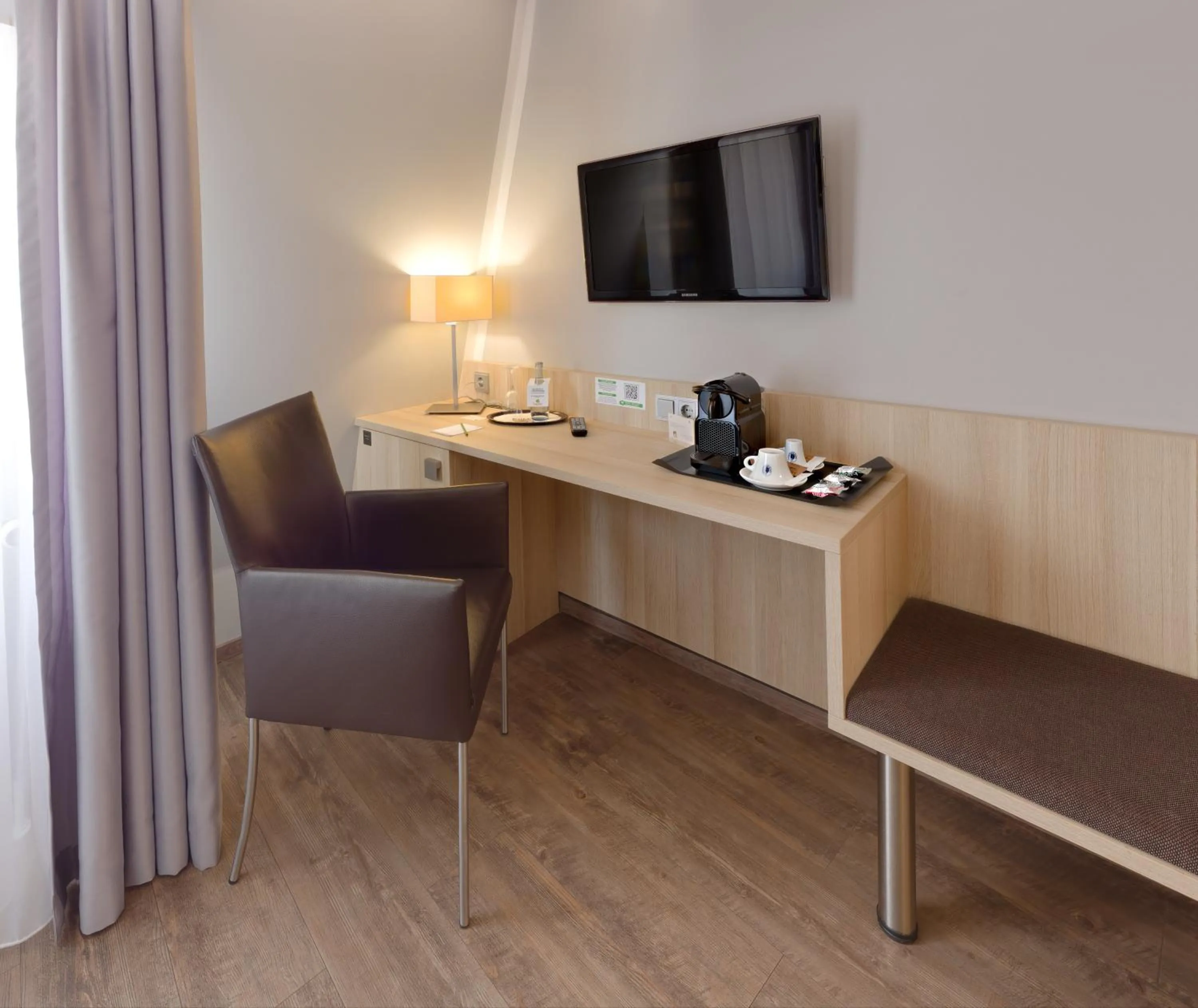 TV and multimedia in attimo Hotel Stuttgart***S