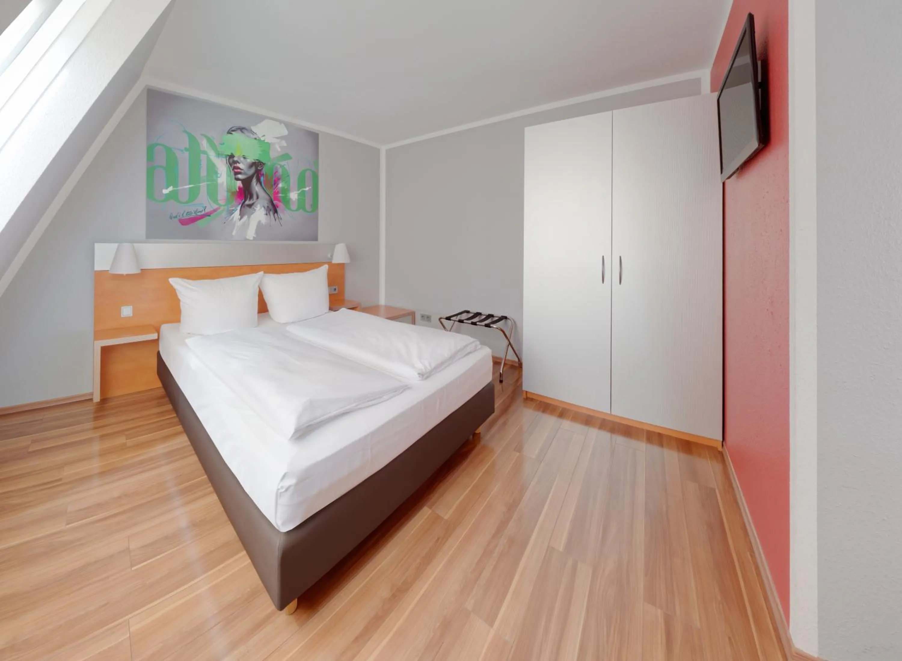 Bed in attimo Hotel Stuttgart***S