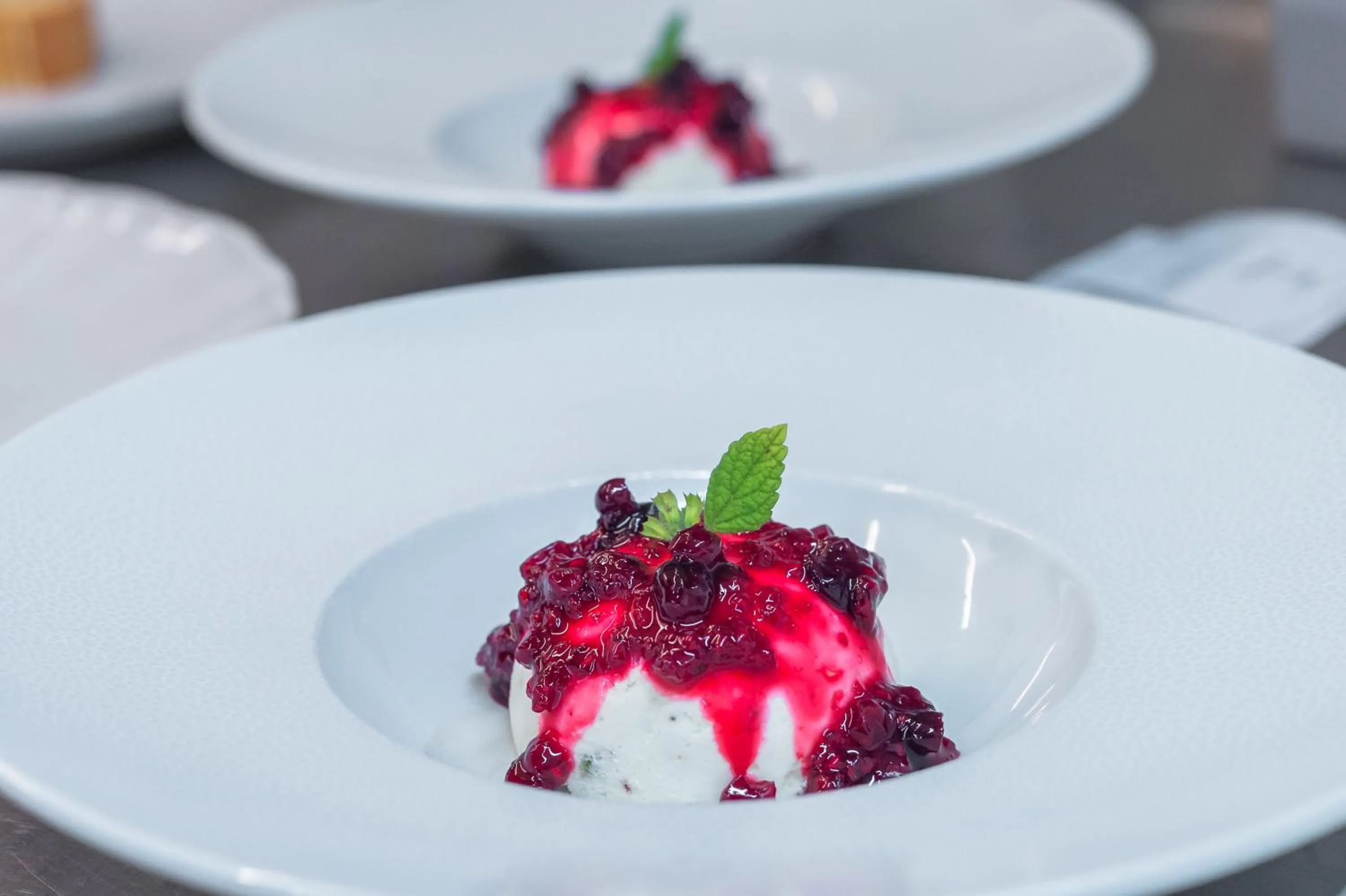 Restaurant/places to eat in Les Sorbiers