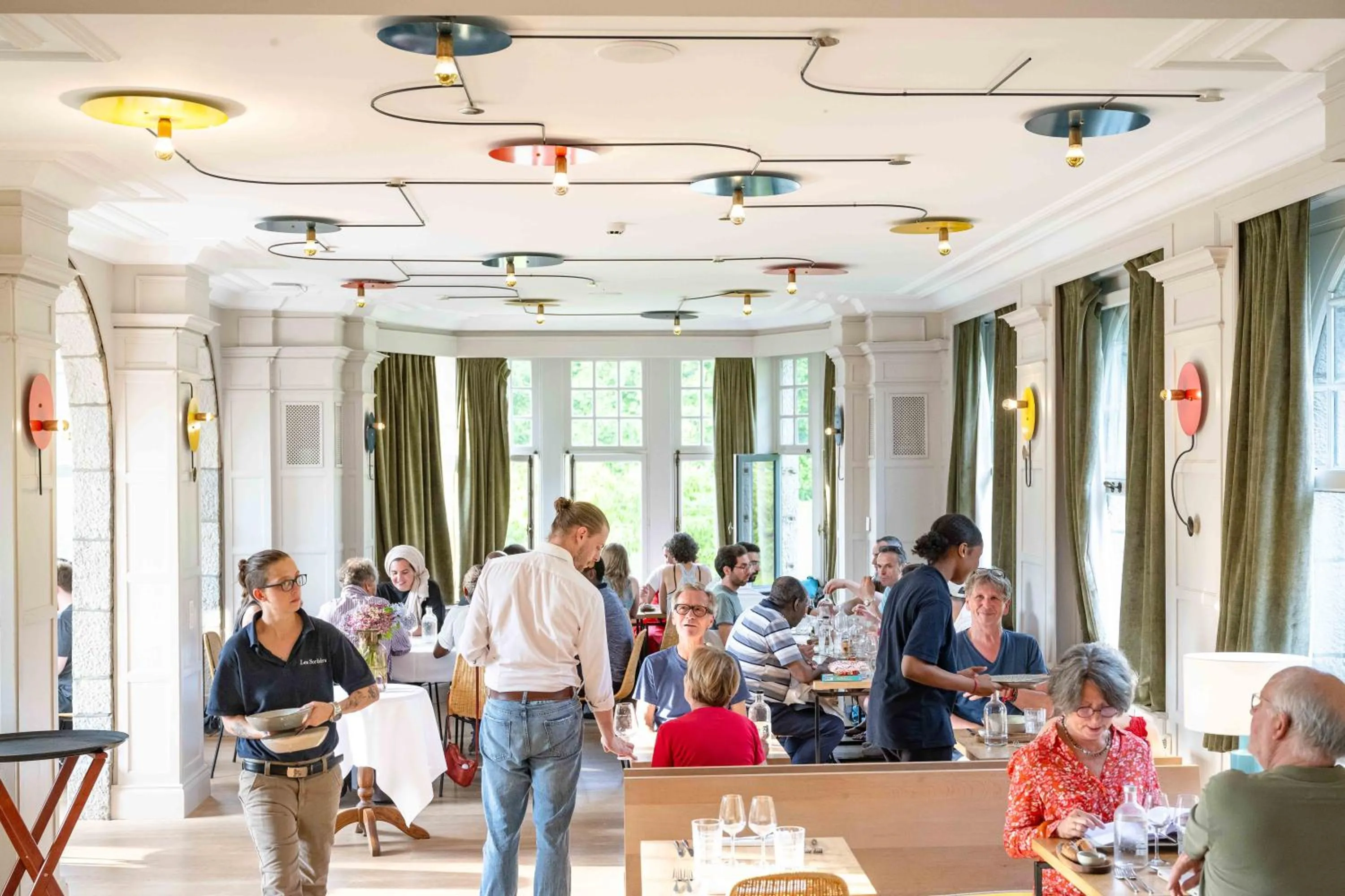 Restaurant/places to eat in Les Sorbiers