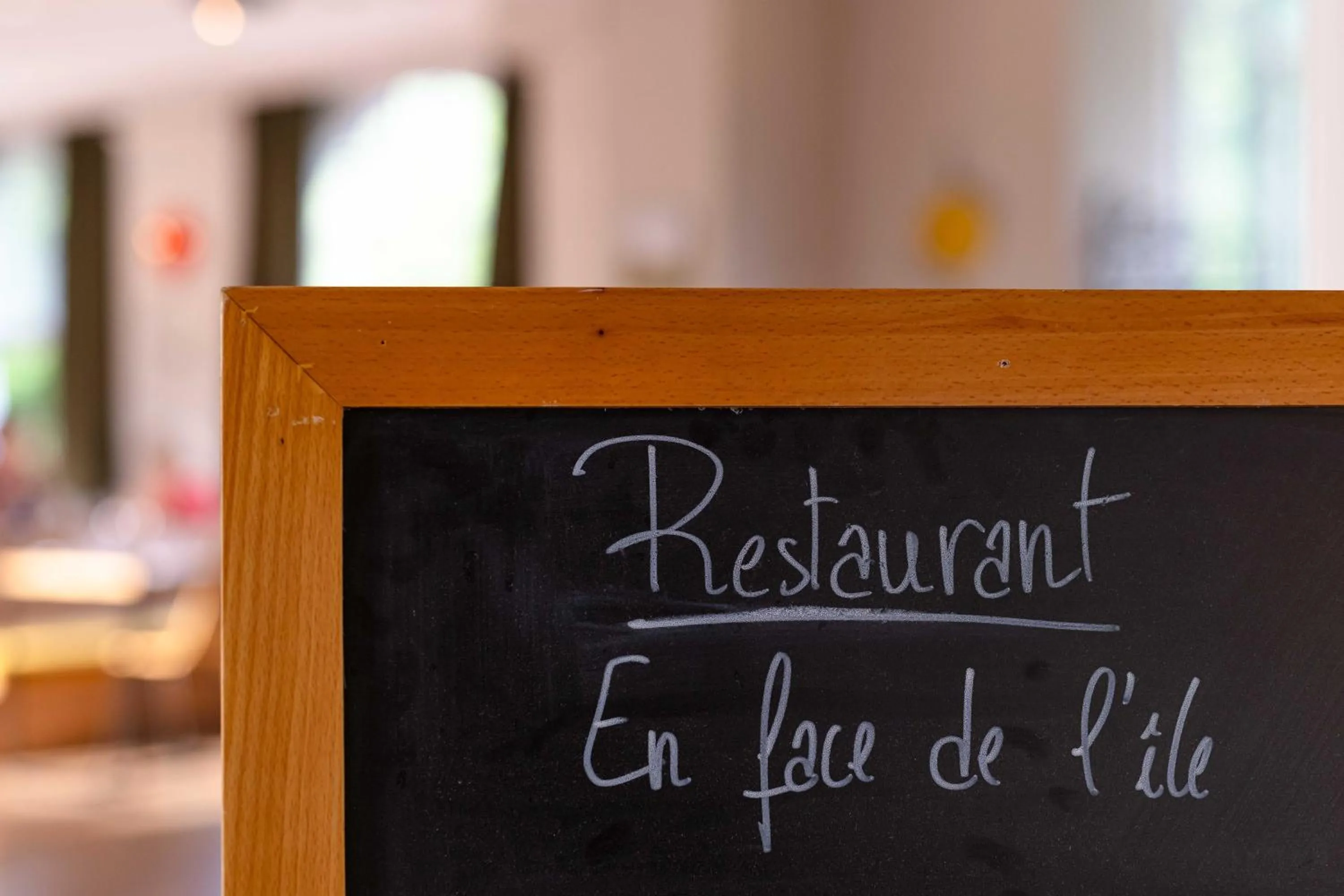 Restaurant/places to eat in Les Sorbiers