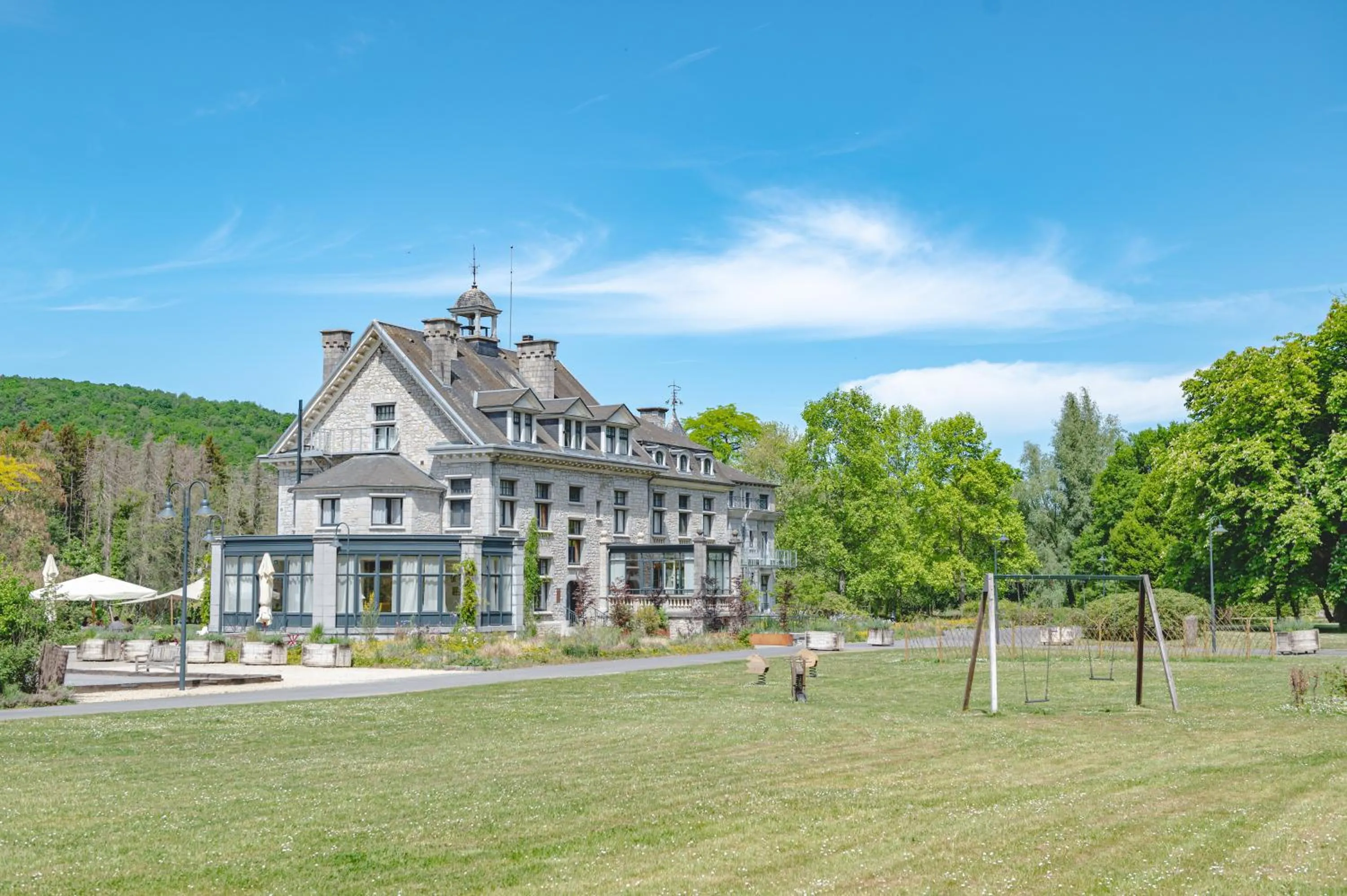 Property building in Les Sorbiers
