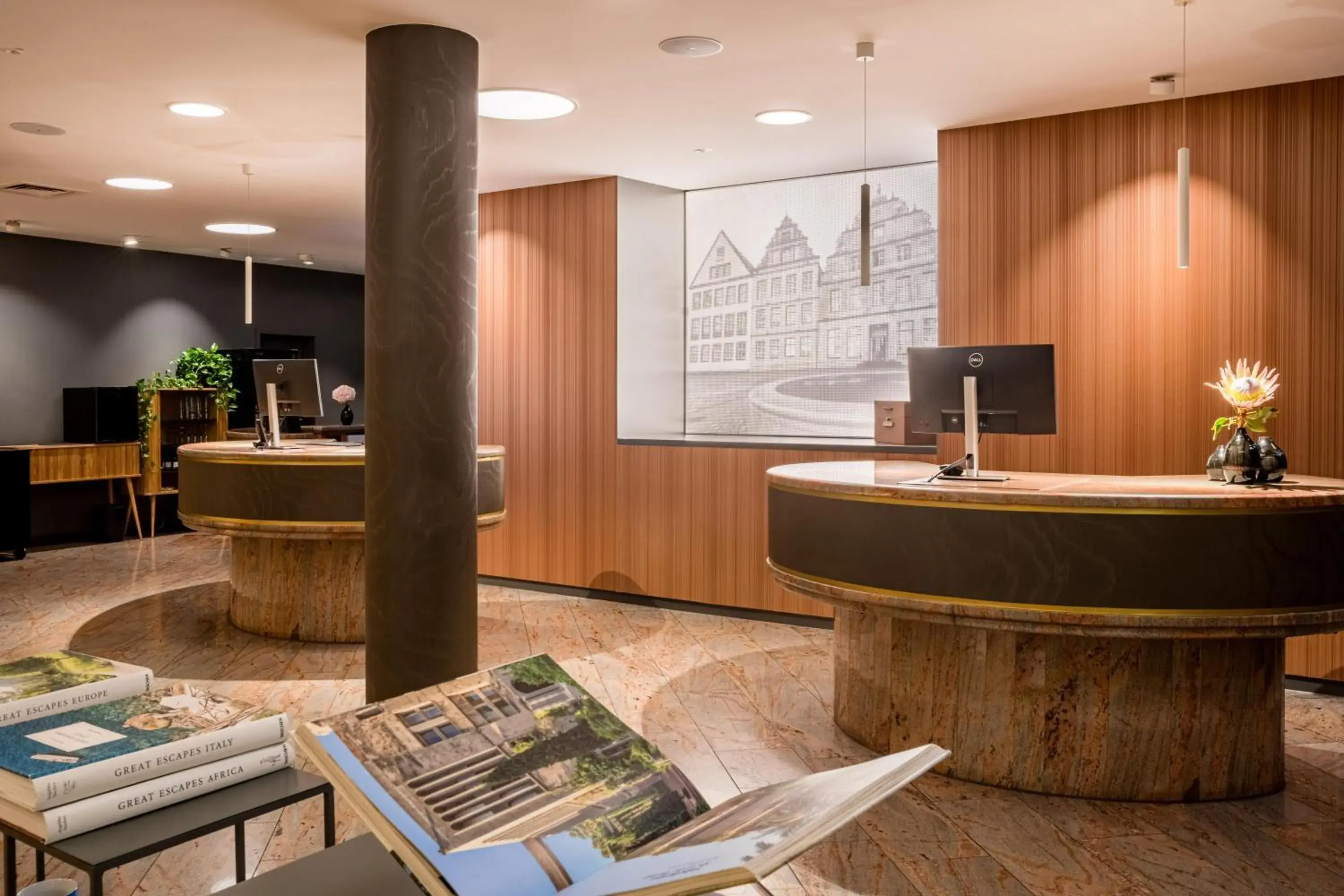 Lobby or reception in Steigenberger Hotel Bielefelder Hof Lobby or reception in Steigenberger Hotel Bielefelder Hof