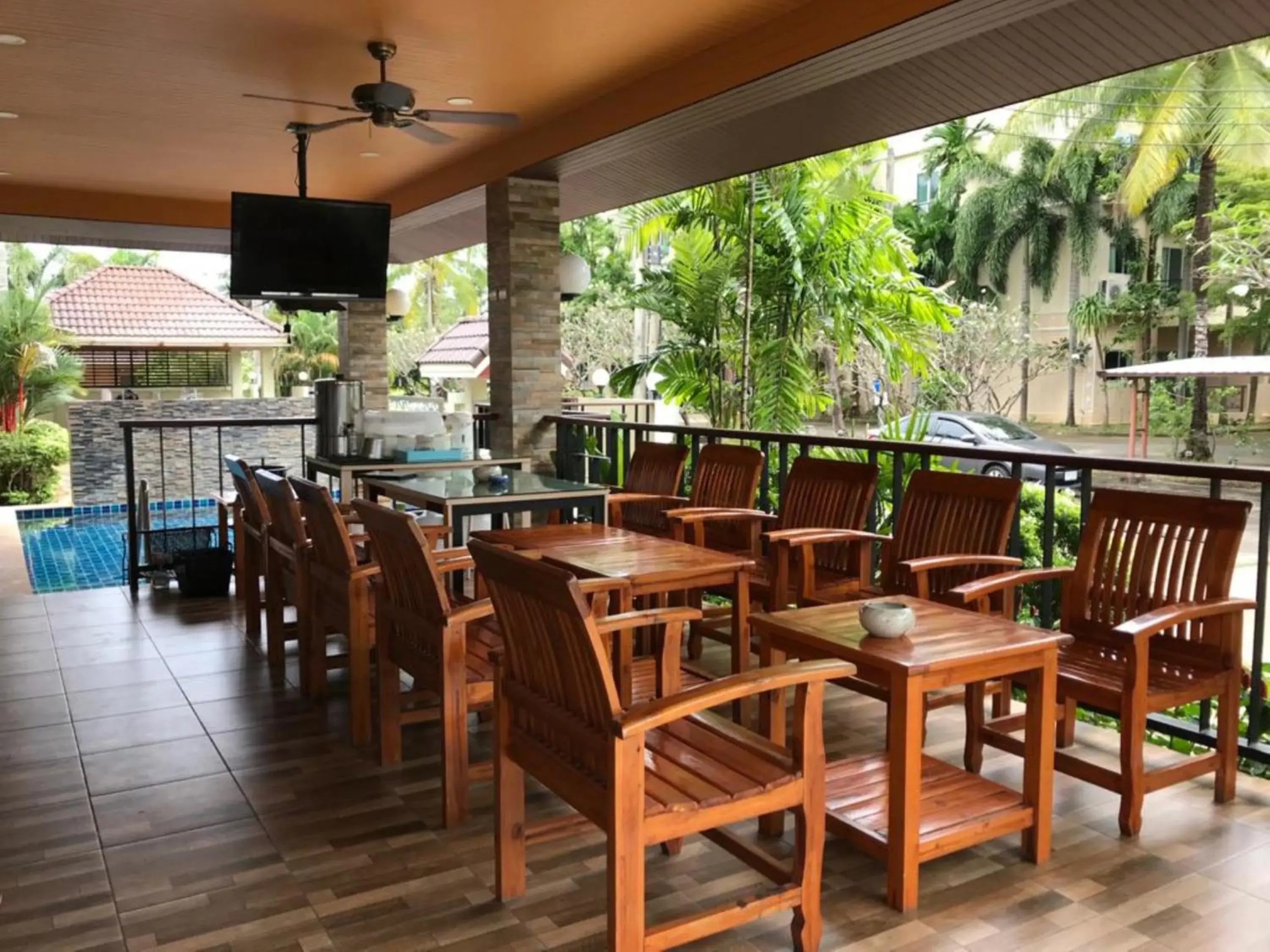 Restaurant/places to eat in Nasa Hotel Restaurant/places to eat in Nasa Hotel