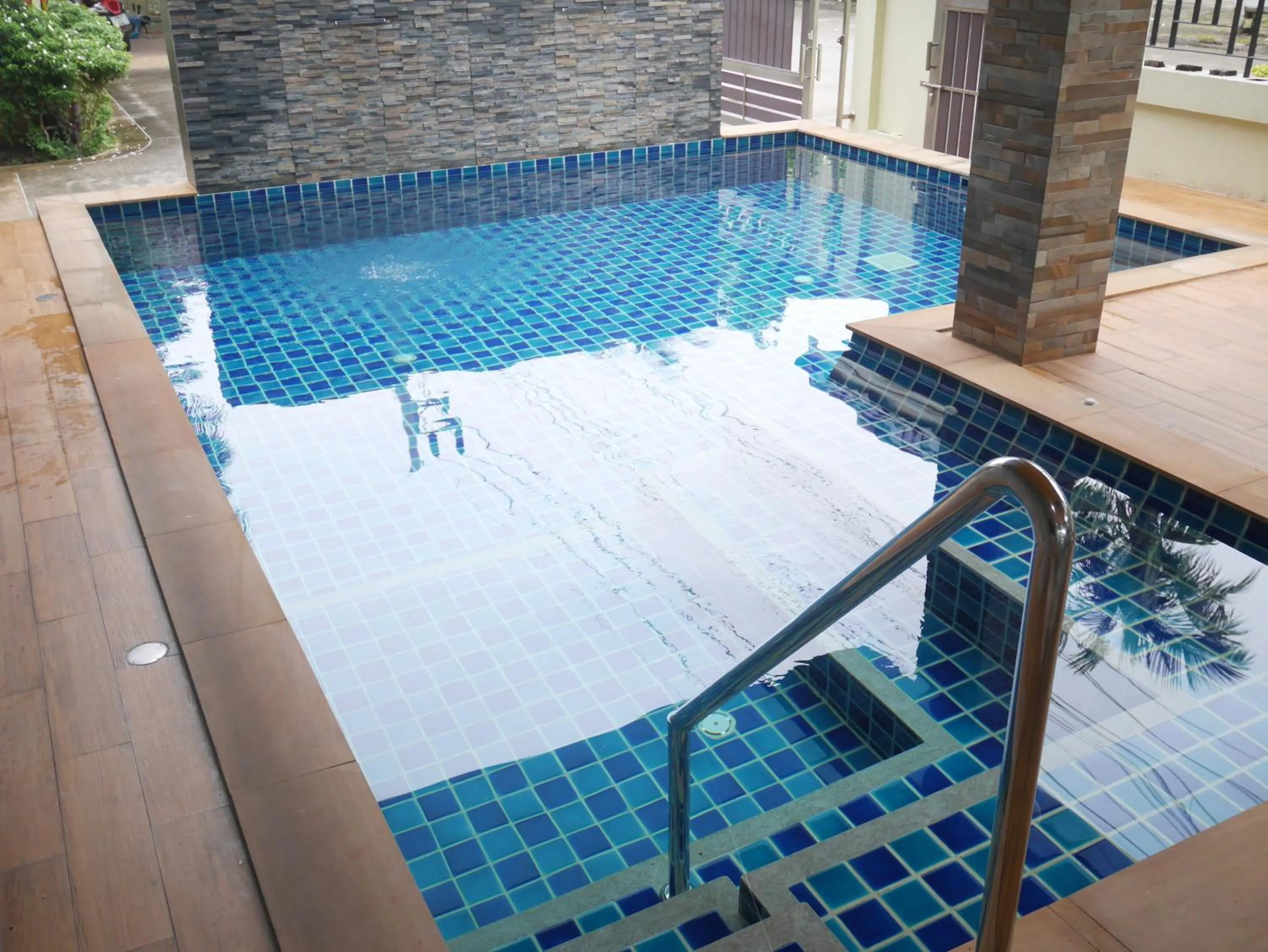 Swimming pool in Nasa Hotel