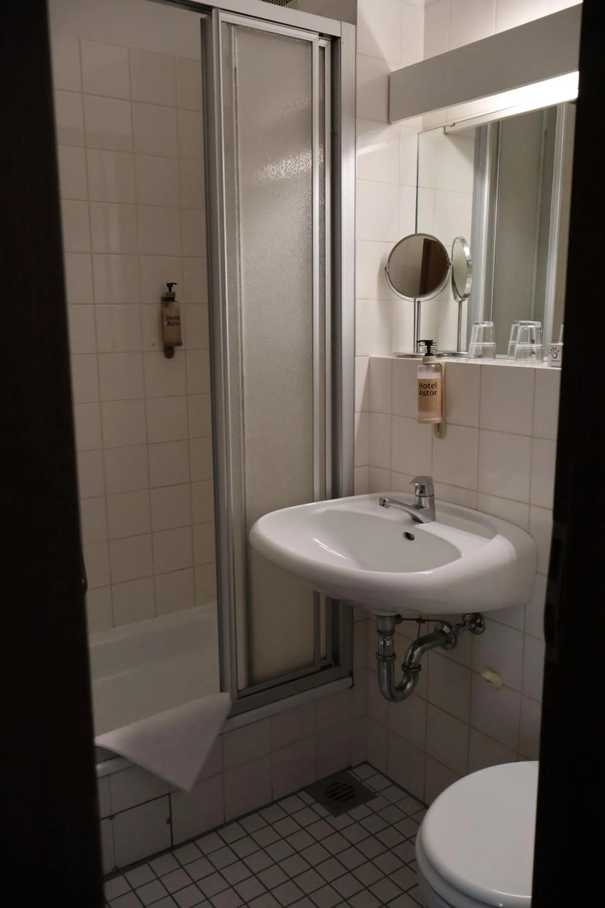 Bathroom in Hotel Astor