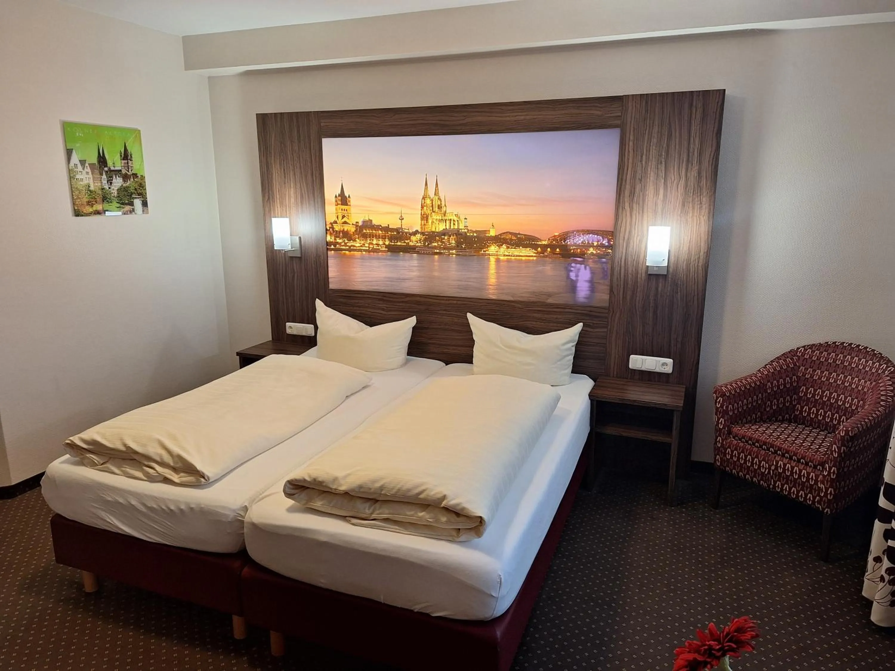 Photo of the whole room, Bed in Hotel Am Freischütz