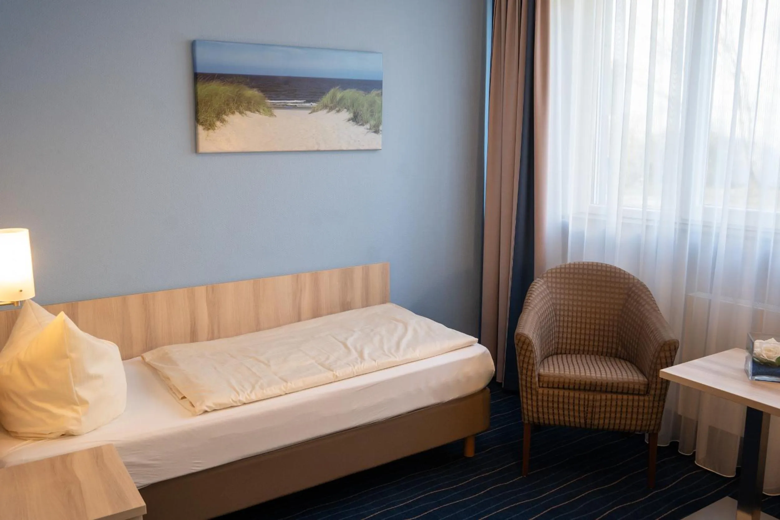 Photo of the whole room, Bed in Hotel Am Freischütz