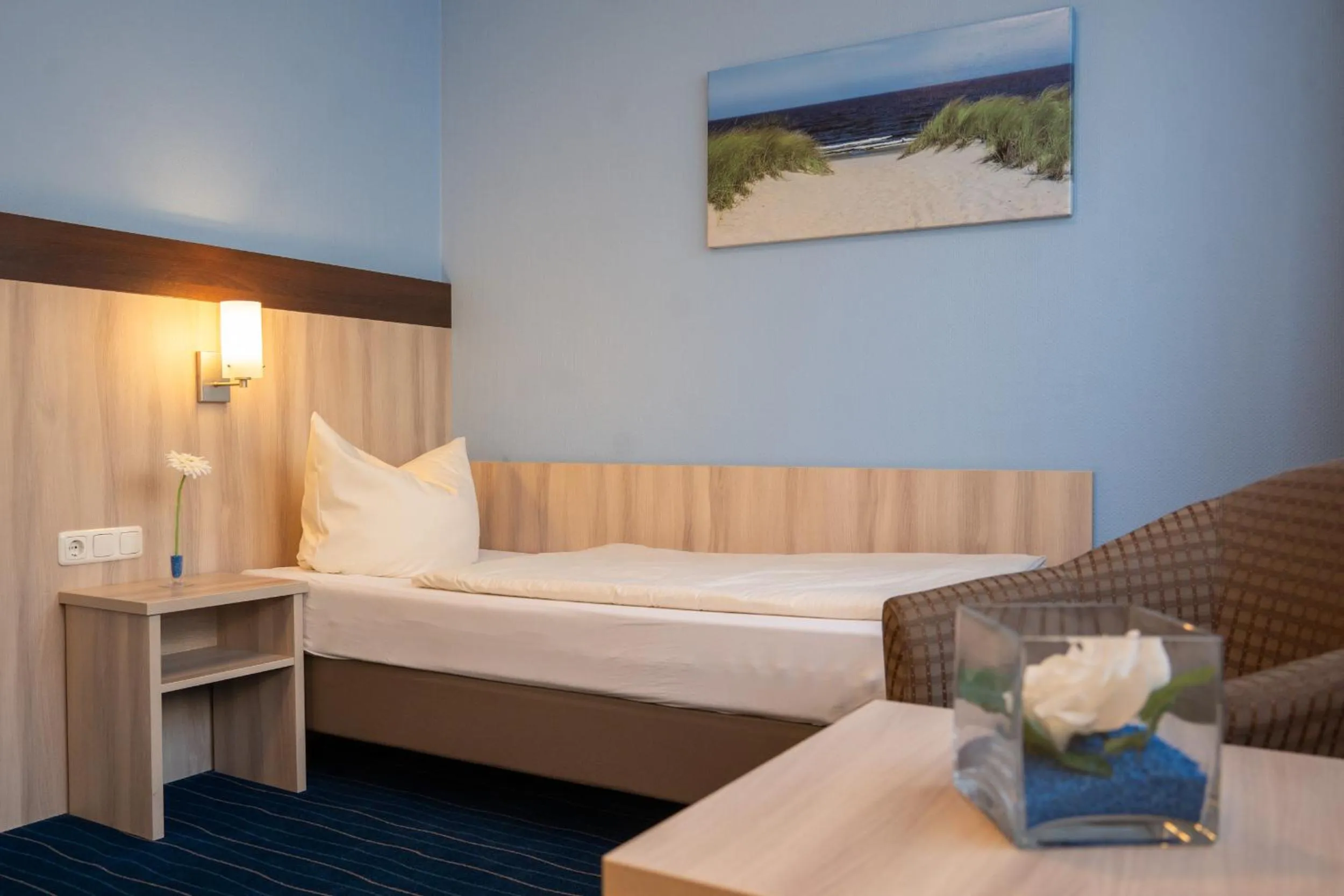 Photo of the whole room, Bed in Hotel Am Freischütz