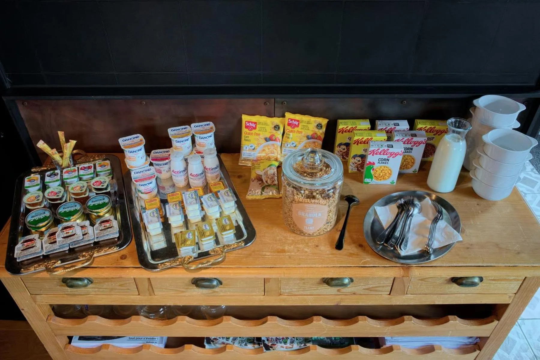 Continental breakfast in Hotel & Restaurant Maison Pal'Ange