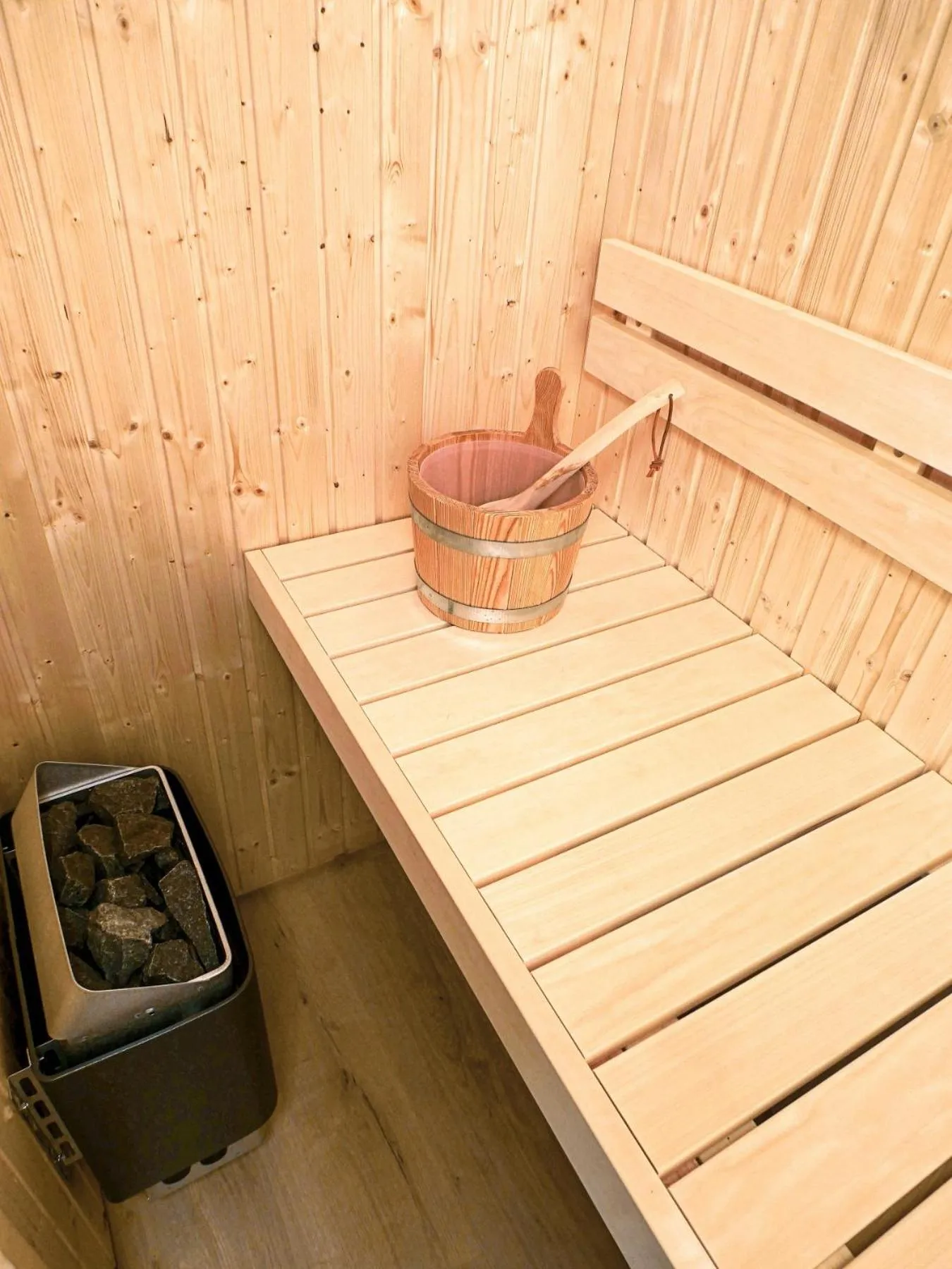 Sauna in Hotel & Restaurant Maison Pal'Ange