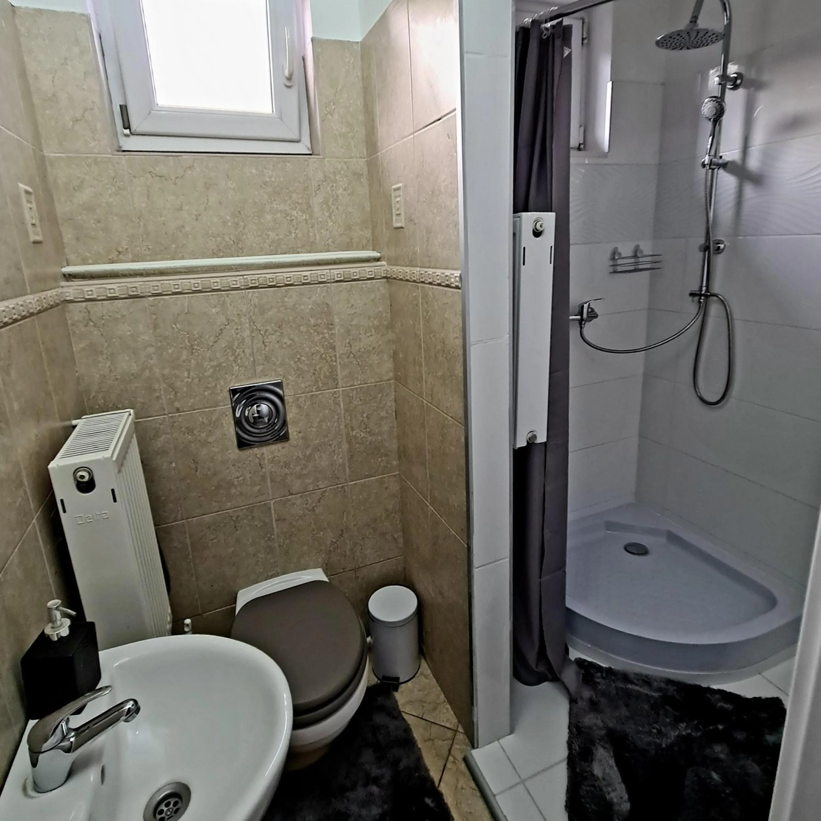 Bathroom in Airport Luxury Apartman 42