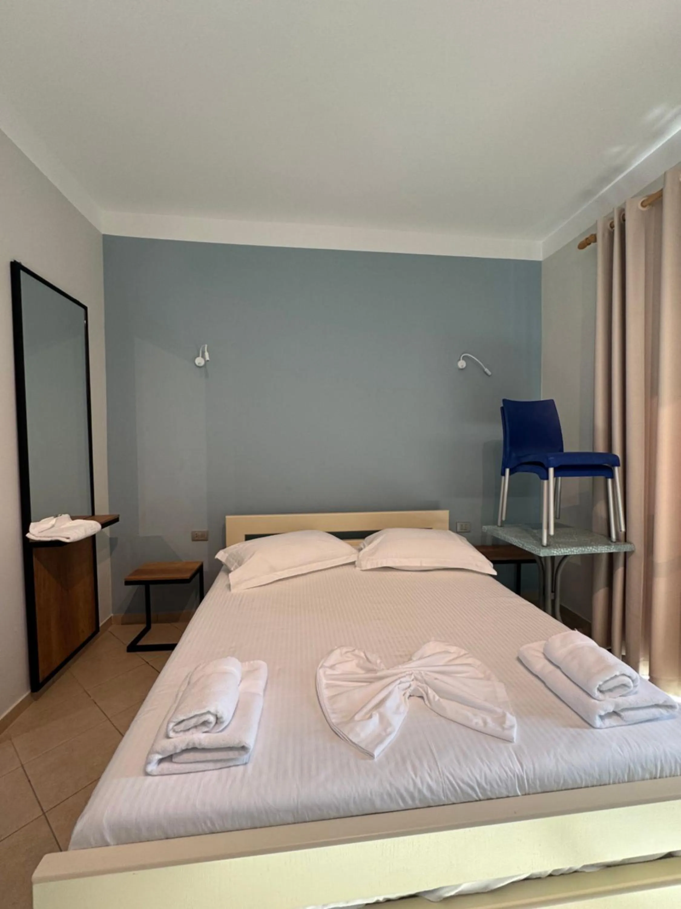 Photo of the whole room, Bed in Hotel Cekodhima