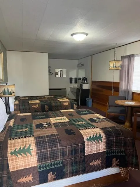 Bed in Spring Creek Inn