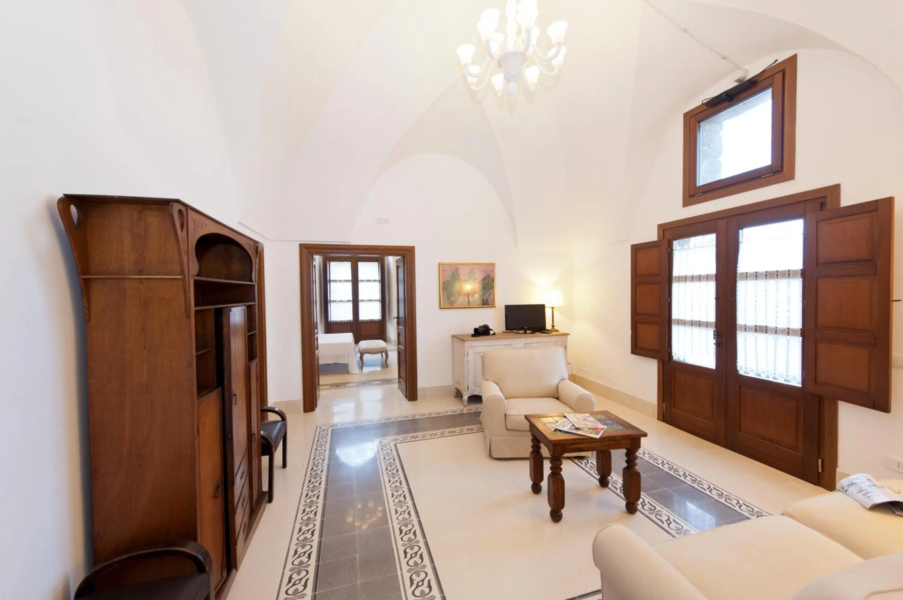 TV and multimedia in Resort Acropoli