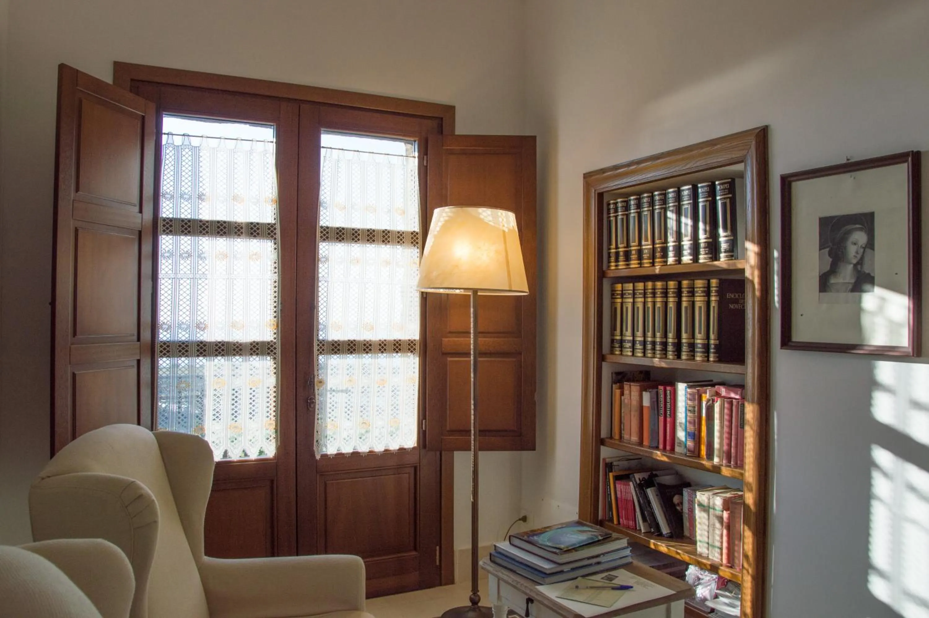 Library in Resort Acropoli